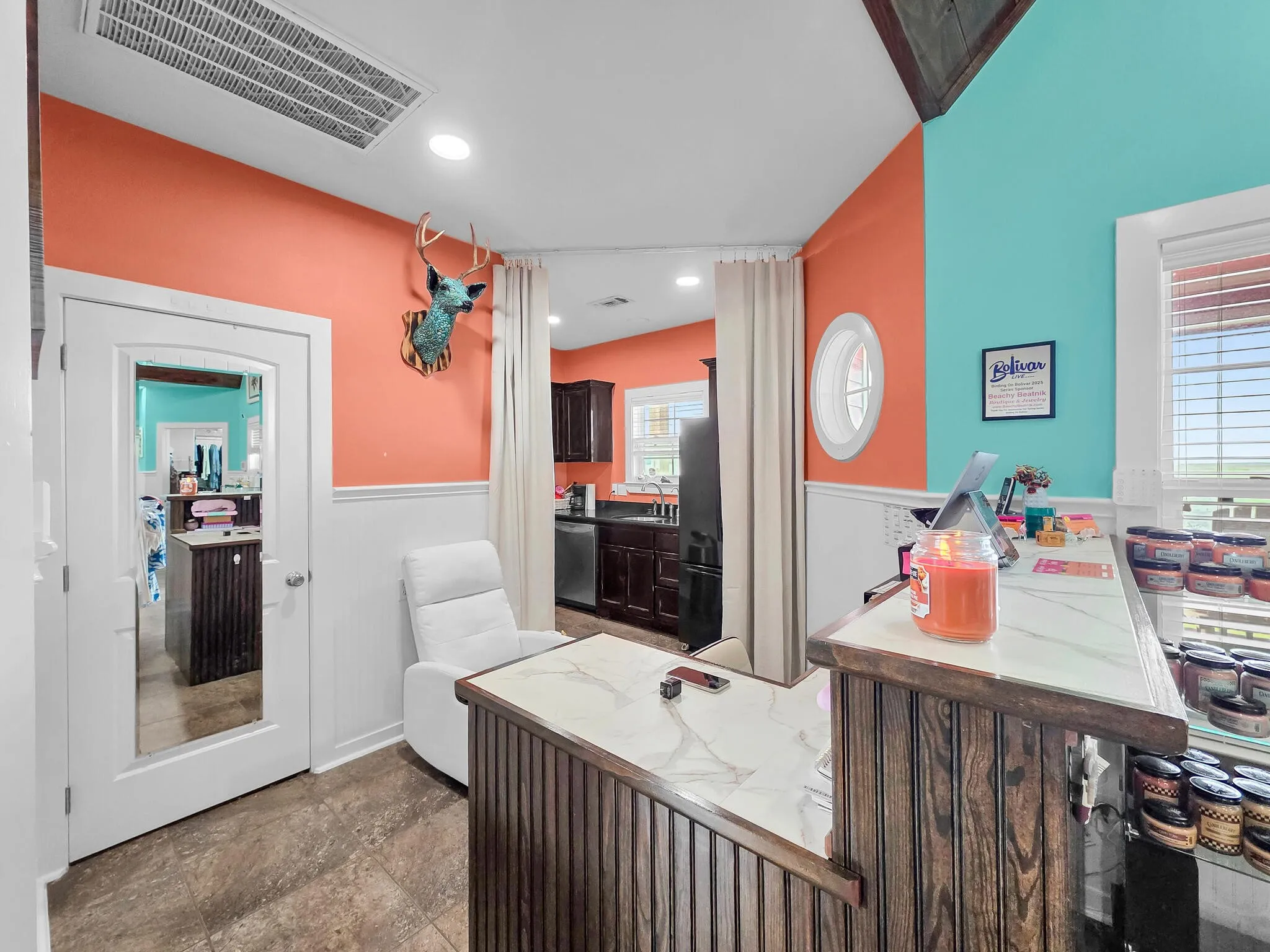 Retail For Sale in Galveston County , 970 Surfside Dr, Crystal Beach, Texas 77650, 0, 0, Garage spaces, 0 Sqft, built in 2010, Preowned, mls#21204505, Real Estate Agent in Crystal Beach, Homes For Sale in Galveston county, Homes For Sale in Crystal Beach, Realtor in Crystal Beach Texas, Real Estate Brokerage Independent Realty Texas, Luminita Cordes Realtor