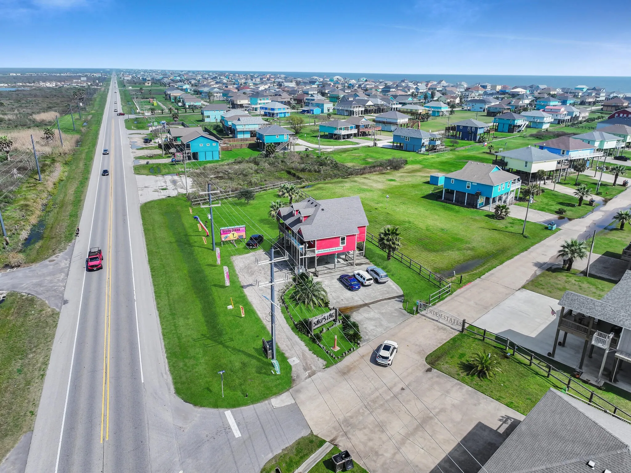 Retail For Sale in Galveston County , 970 Surfside Dr, Crystal Beach, Texas 77650, 0, 0, Garage spaces, 0 Sqft, built in 2010, Preowned, mls#21204505, Real Estate Agent in Crystal Beach, Homes For Sale in Galveston county, Homes For Sale in Crystal Beach, Realtor in Crystal Beach Texas, Real Estate Brokerage Independent Realty Texas, Luminita Cordes Realtor