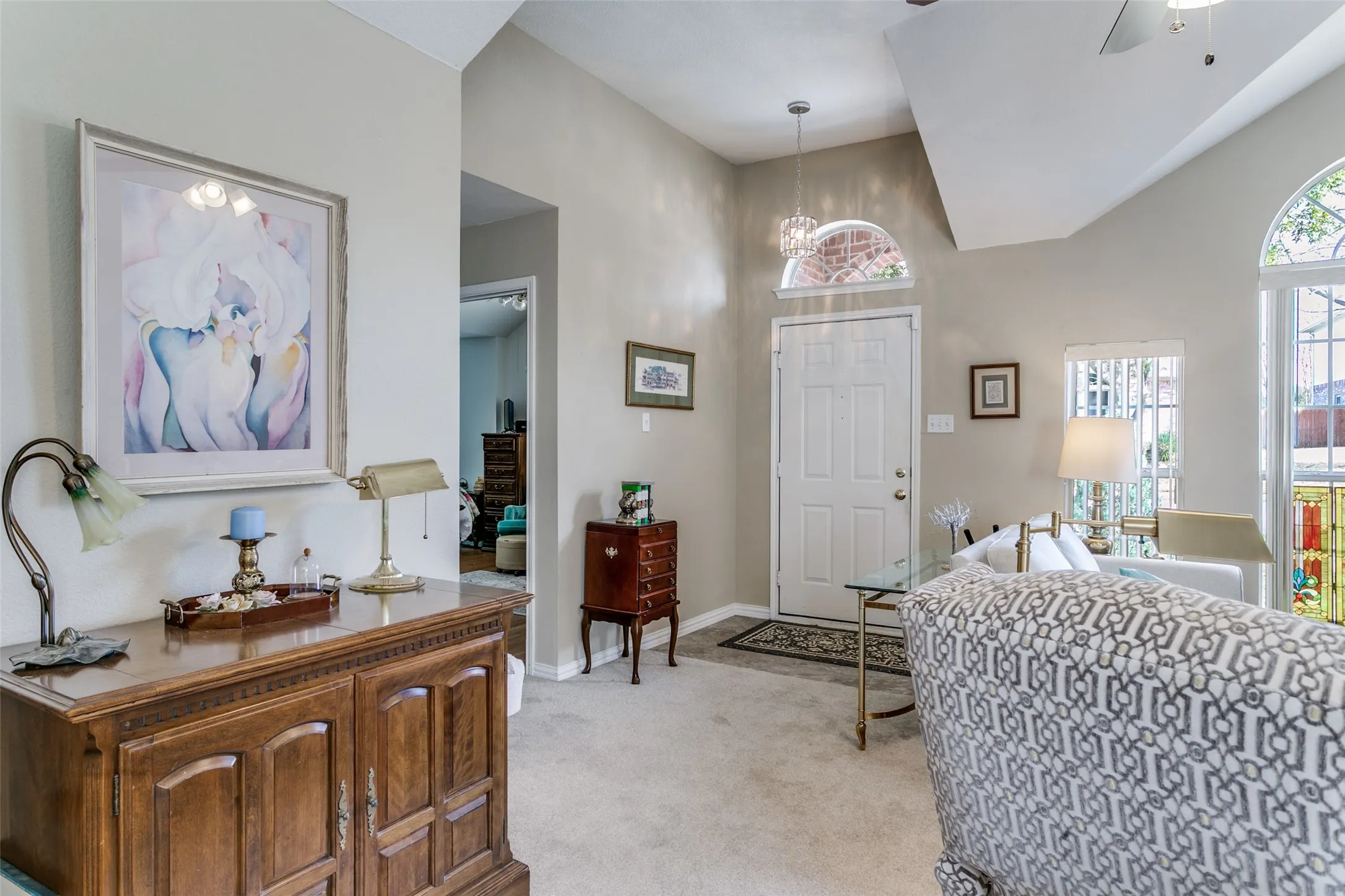 Single Family Residence For Sale in Denton County , 1051 Summit Park, Lewisville, Texas 75077, 3 Bedroom, 2 Bathroom, 2 Garage spaces, 1,867 Sqft, built in 1994, Preowned, mls#21197695, Real Estate Agent in Lewisville, Homes For Sale in Denton county, Homes For Sale in Lewisville, Realtor in Lewisville Texas, Real Estate Brokerage Independent Realty Texas, Luminita Cordes Realtor