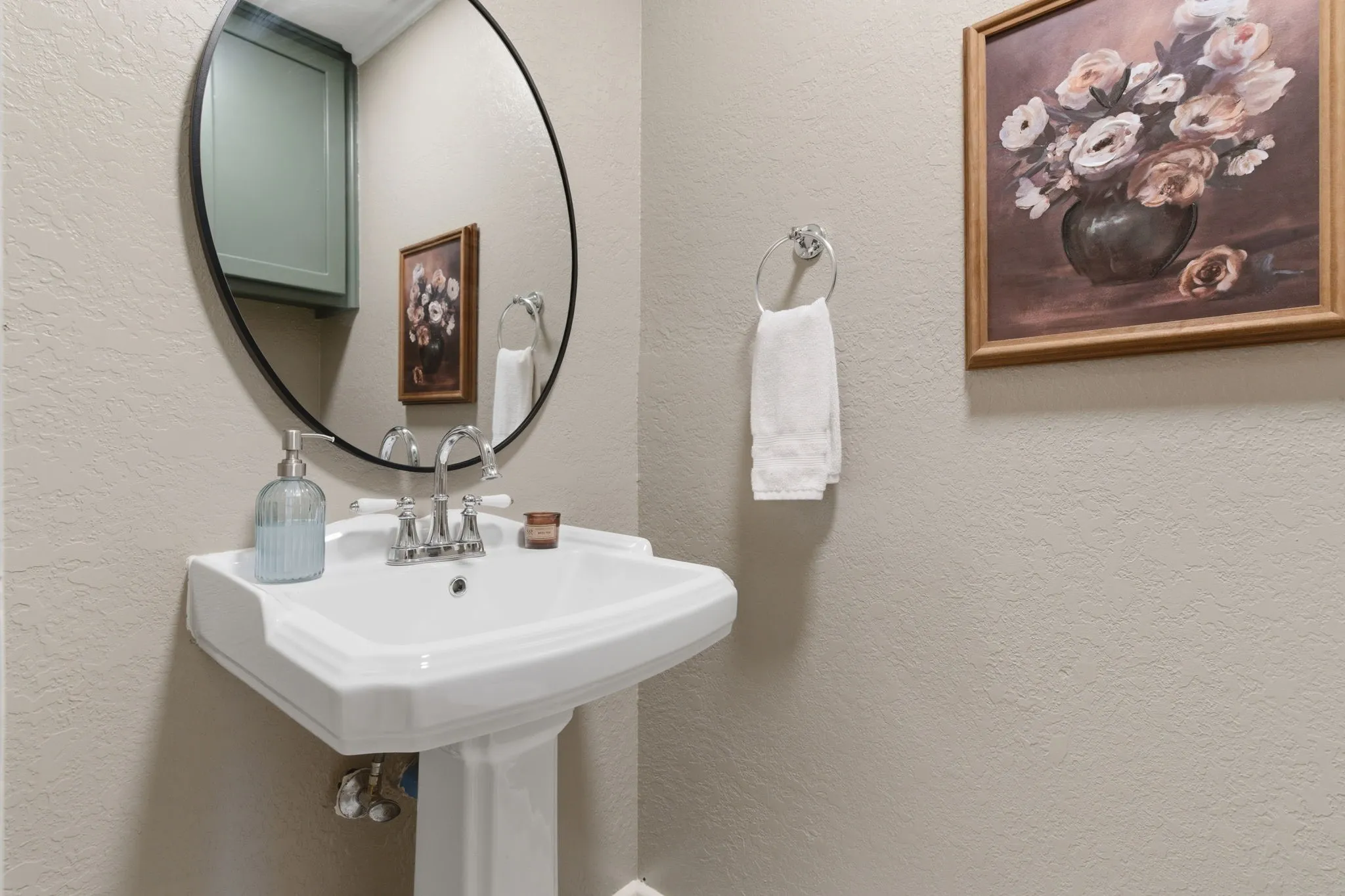 Single Family Residence For Sale in Parker County , 127 Pleasant Valley Lane, Weatherford, Texas 76087, 3 Bedroom, 3 Bathroom, Garage spaces, 2,629 Sqft, built in 1987, Preowned, mls#21194881, Real Estate Agent in Weatherford, Homes For Sale in Parker county, Homes For Sale in Weatherford, Realtor in Weatherford Texas, Real Estate Brokerage Independent Realty Texas, Luminita Cordes Realtor