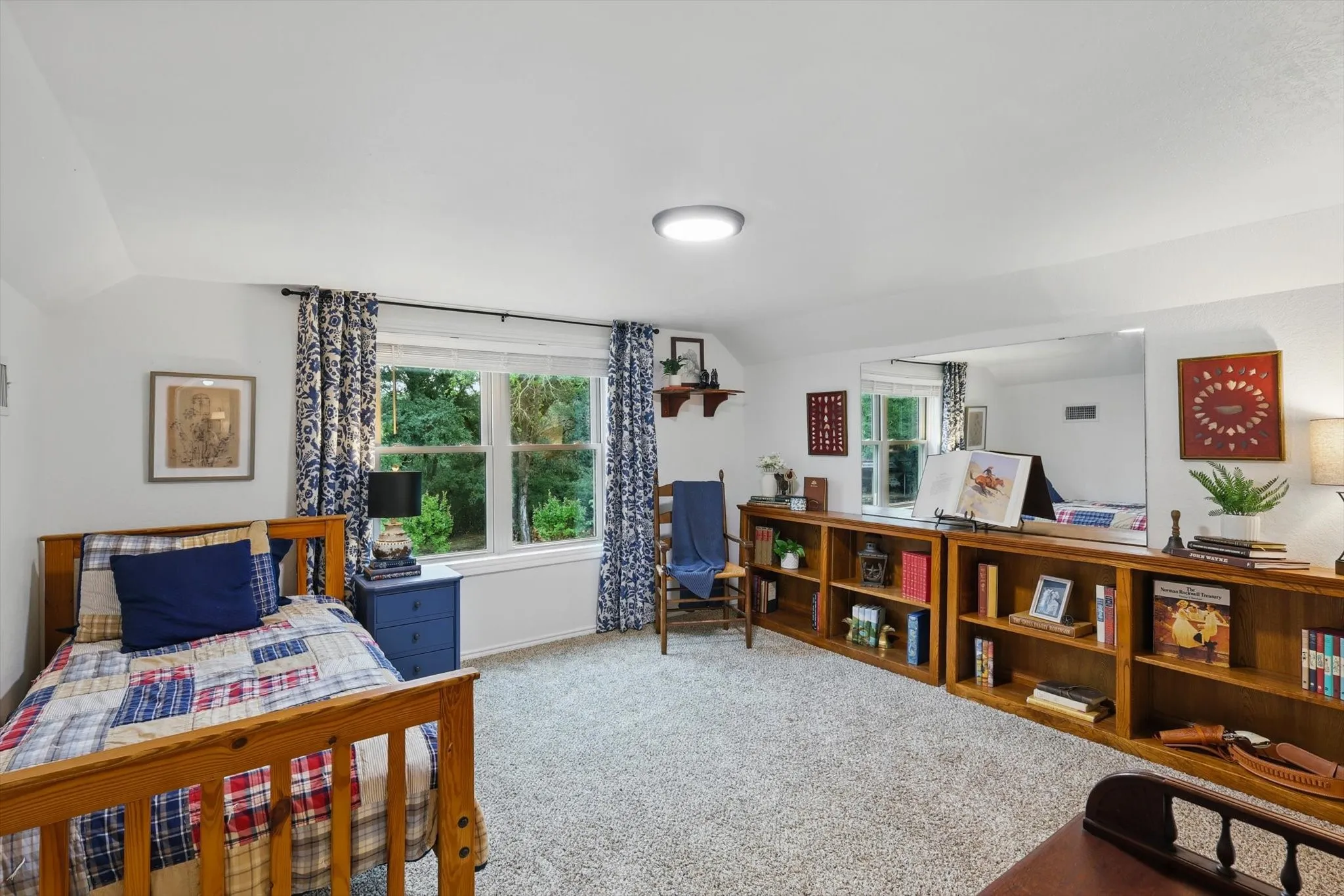 Single Family Residence For Sale in Parker County , 127 Pleasant Valley Lane, Weatherford, Texas 76087, 3 Bedroom, 3 Bathroom, Garage spaces, 2,629 Sqft, built in 1987, Preowned, mls#21194881, Real Estate Agent in Weatherford, Homes For Sale in Parker county, Homes For Sale in Weatherford, Realtor in Weatherford Texas, Real Estate Brokerage Independent Realty Texas, Luminita Cordes Realtor