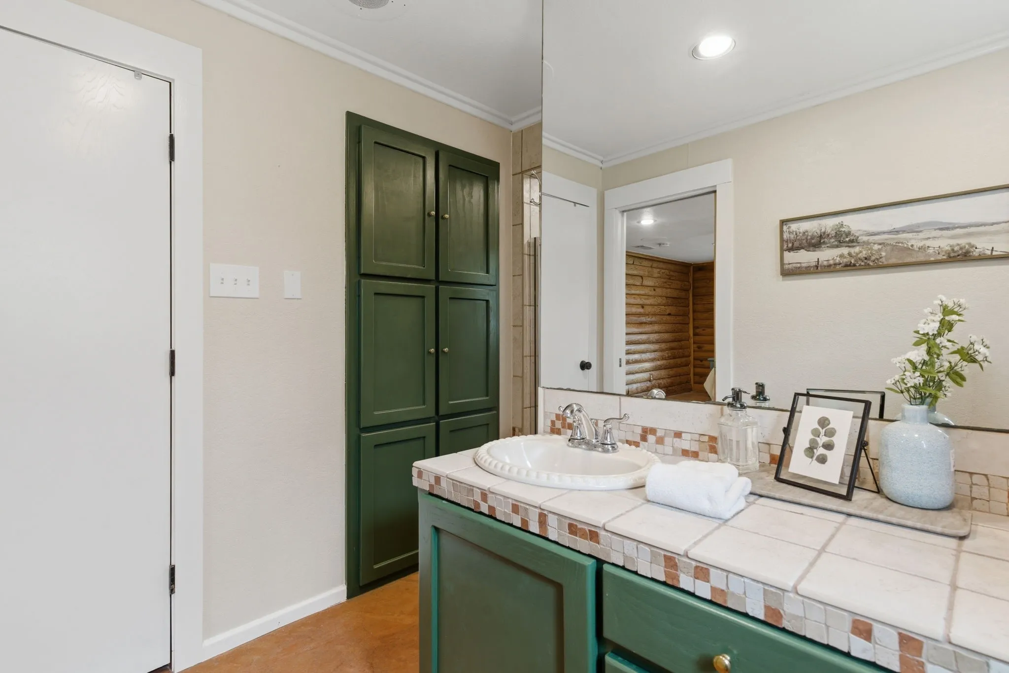 Single Family Residence For Sale in Parker County , 127 Pleasant Valley Lane, Weatherford, Texas 76087, 3 Bedroom, 3 Bathroom, Garage spaces, 2,629 Sqft, built in 1987, Preowned, mls#21194881, Real Estate Agent in Weatherford, Homes For Sale in Parker county, Homes For Sale in Weatherford, Realtor in Weatherford Texas, Real Estate Brokerage Independent Realty Texas, Luminita Cordes Realtor