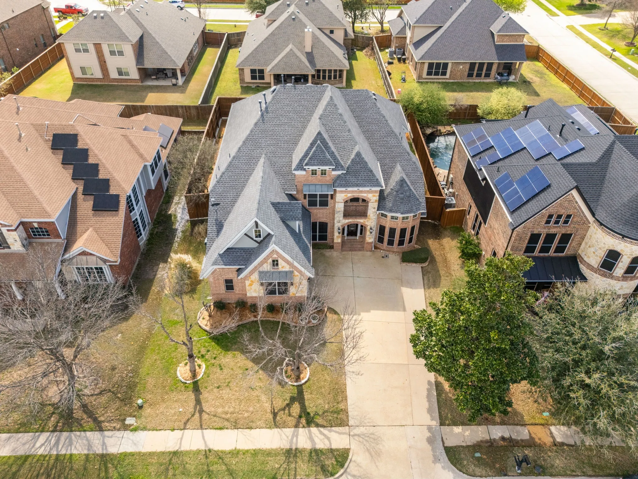 Single Family Residence For Sale in Tarrant County , 7215 Herboso, Grand Prairie, Texas 75054, 5 Bedroom, 5 Bathroom, 2 Garage spaces, 4,013 Sqft, built in 2005, mls#21203657, Real Estate Agent in Grand Prairie, Homes For Sale in Tarrant county, Homes For Sale in Grand Prairie, Realtor in Grand Prairie Texas, Real Estate Brokerage Independent Realty Texas, Luminita Cordes Realtor