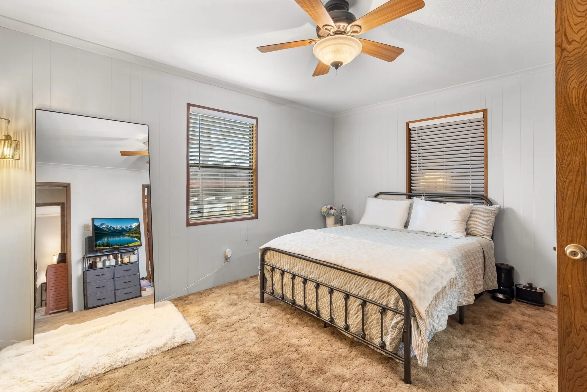 Single Family Residence For Sale in Camp County , 138 County Road 2404, Pittsburg, Texas 75686, 3 Bedroom, 3 Bathroom, 2 Garage spaces, 1,818 Sqft, built in 1980, Preowned, mls#21205835, Real Estate Agent in Pittsburg, Homes For Sale in Camp county, Homes For Sale in Pittsburg, Realtor in Pittsburg Texas, Real Estate Brokerage Independent Realty Texas, Luminita Cordes Realtor