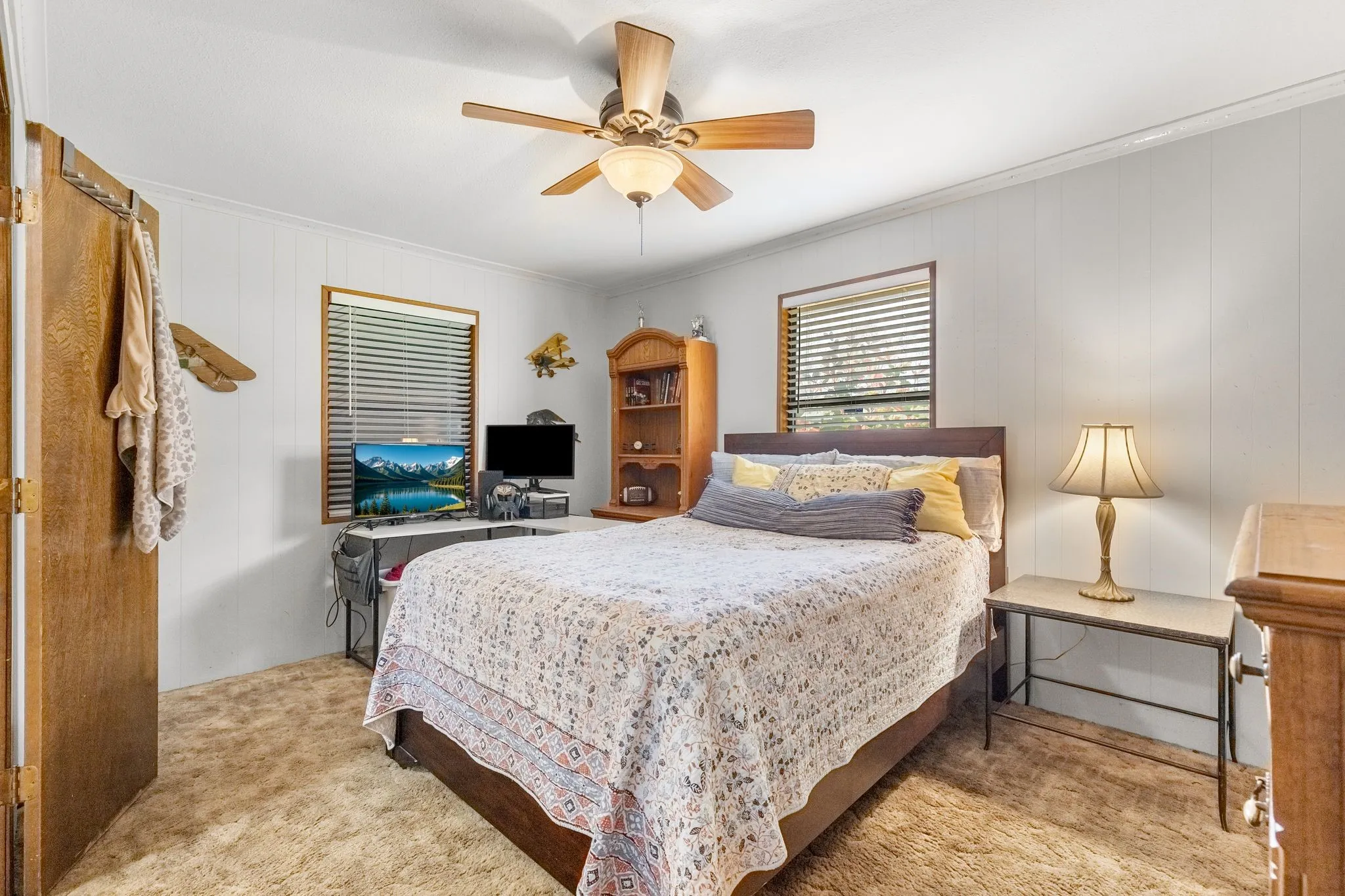 Single Family Residence For Sale in Camp County , 138 County Road 2404, Pittsburg, Texas 75686, 3 Bedroom, 3 Bathroom, 2 Garage spaces, 1,818 Sqft, built in 1980, Preowned, mls#21205835, Real Estate Agent in Pittsburg, Homes For Sale in Camp county, Homes For Sale in Pittsburg, Realtor in Pittsburg Texas, Real Estate Brokerage Independent Realty Texas, Luminita Cordes Realtor