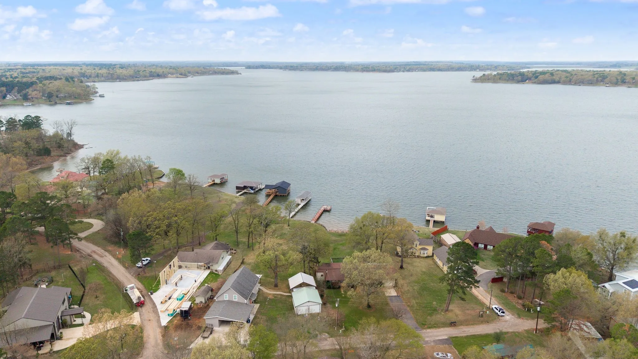 Single Family Residence For Sale in Camp County , 138 County Road 2404, Pittsburg, Texas 75686, 3 Bedroom, 3 Bathroom, 2 Garage spaces, 1,818 Sqft, built in 1980, Preowned, mls#21205835, Real Estate Agent in Pittsburg, Homes For Sale in Camp county, Homes For Sale in Pittsburg, Realtor in Pittsburg Texas, Real Estate Brokerage Independent Realty Texas, Luminita Cordes Realtor