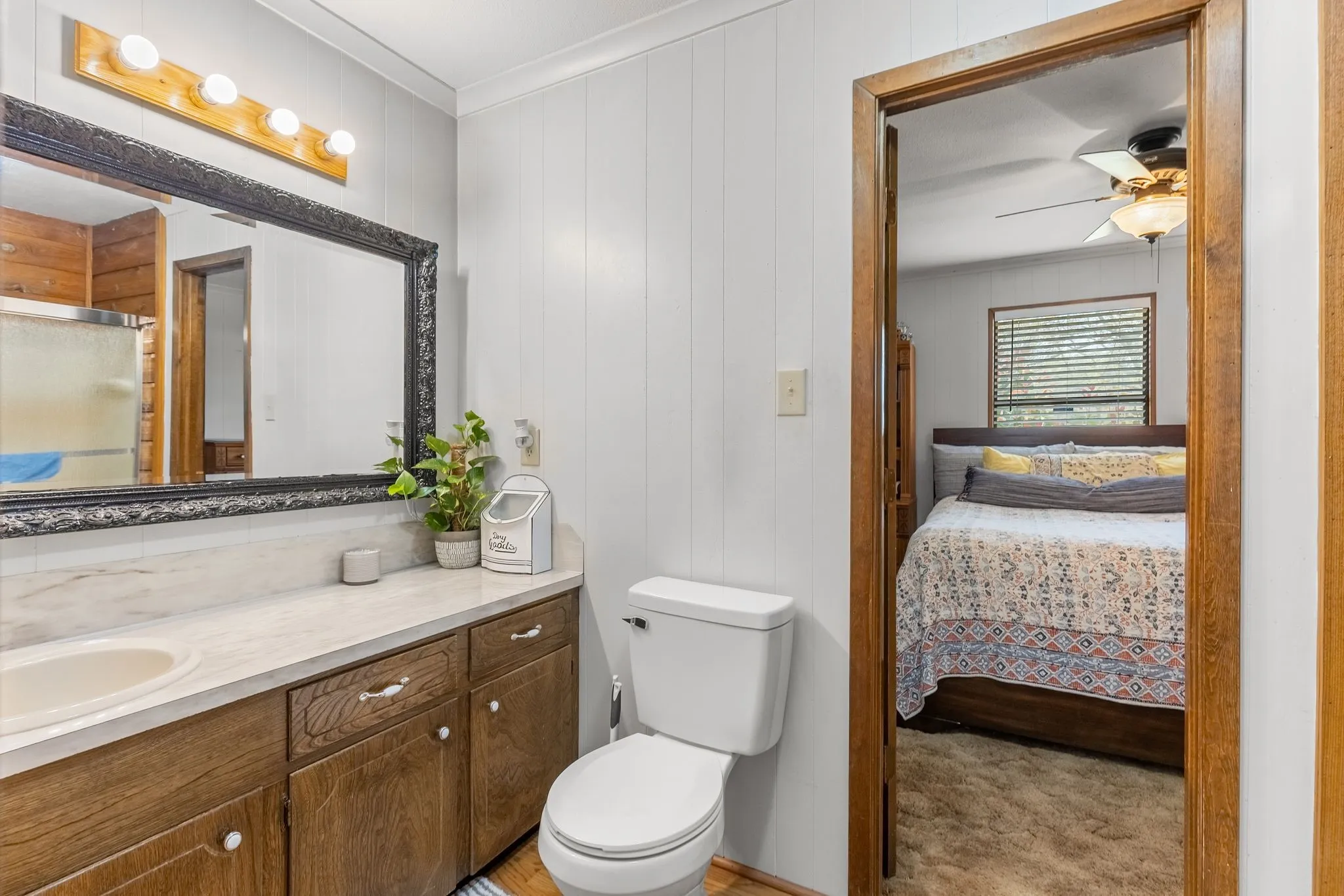 Single Family Residence For Sale in Camp County , 138 County Road 2404, Pittsburg, Texas 75686, 3 Bedroom, 3 Bathroom, 2 Garage spaces, 1,818 Sqft, built in 1980, Preowned, mls#21205835, Real Estate Agent in Pittsburg, Homes For Sale in Camp county, Homes For Sale in Pittsburg, Realtor in Pittsburg Texas, Real Estate Brokerage Independent Realty Texas, Luminita Cordes Realtor