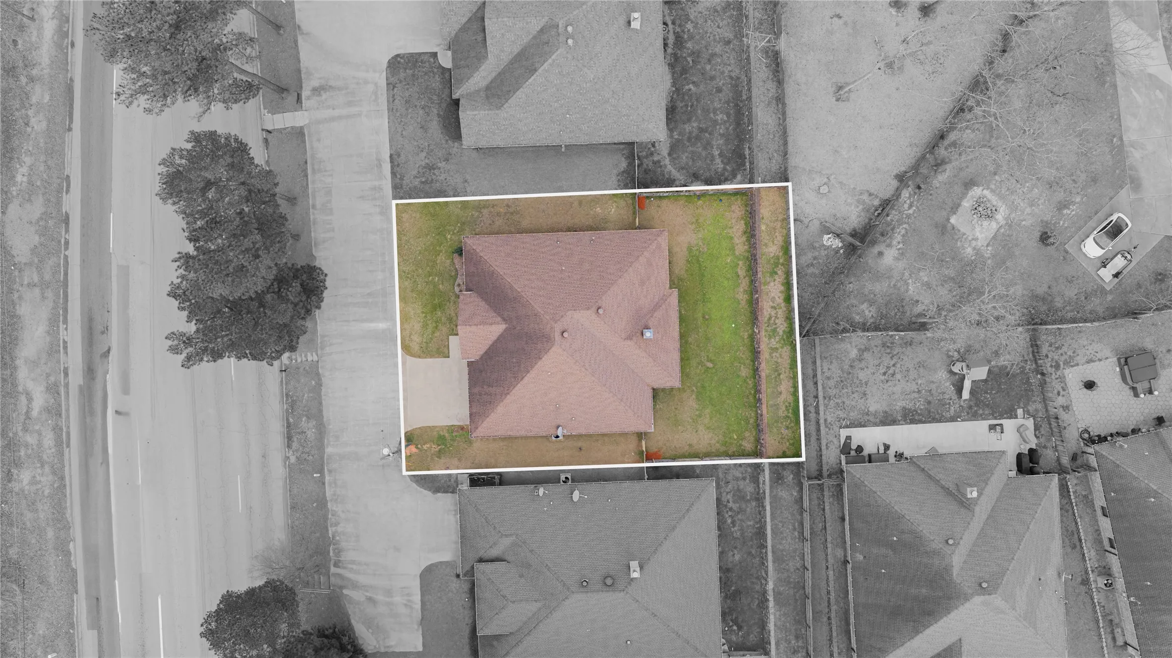 Single Family Residence For Sale in Gregg County , 2114 W Hawkins Parkway, Longview, Texas 75605, 4 Bedroom, 3 Bathroom, 2 Garage spaces, 2,116 Sqft, built in 2012, Preowned, mls#21197628, Real Estate Agent in Longview, Homes For Sale in Gregg county, Homes For Sale in Longview, Realtor in Longview Texas, Real Estate Brokerage Independent Realty Texas, Luminita Cordes Realtor