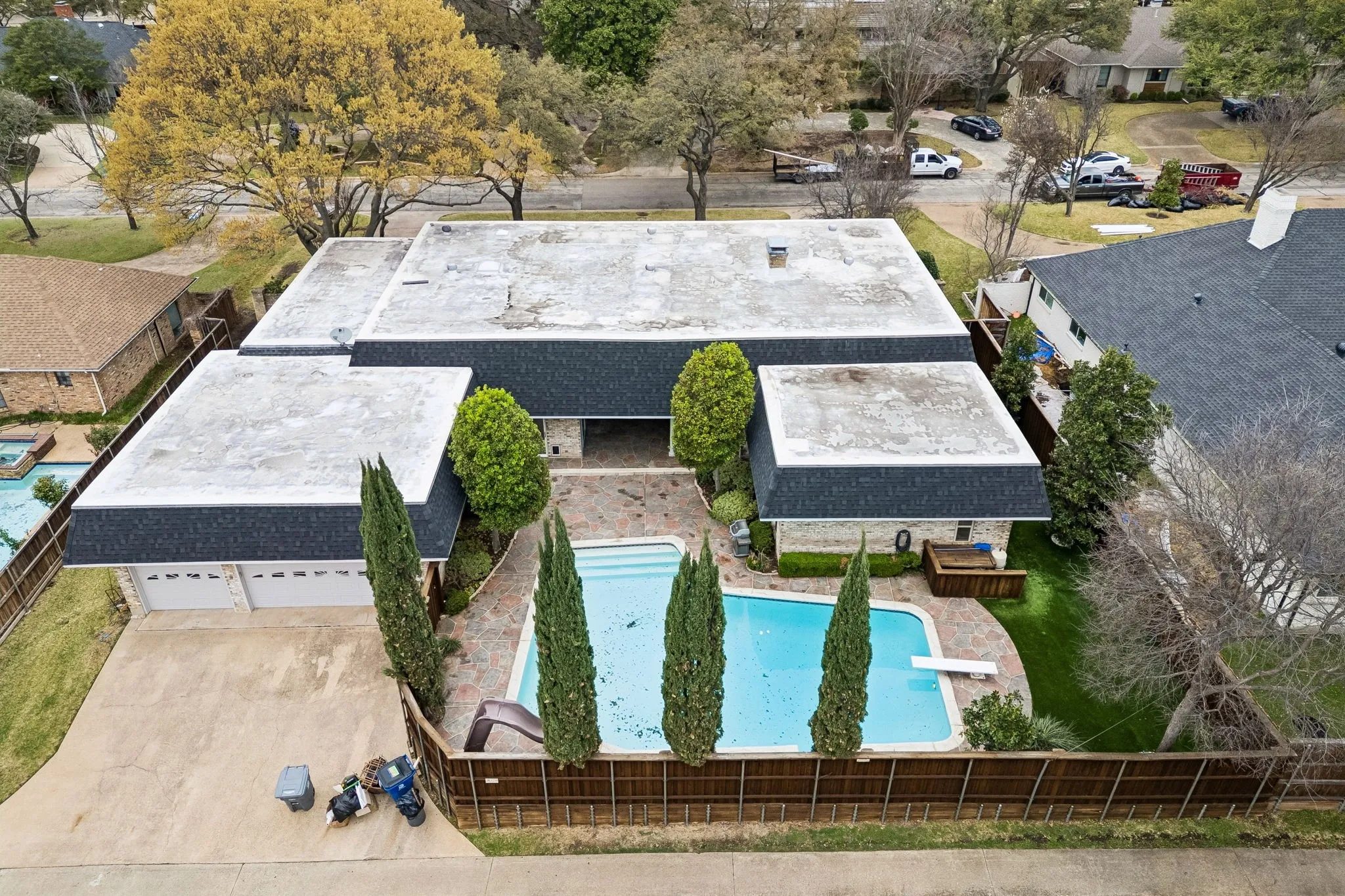 Single Family Residence For Sale in Dallas County , 6218 Stonehill Drive, Dallas, Texas 75254, 4 Bedroom, 4 Bathroom, 3 Garage spaces, 4,310 Sqft, built in 1973, mls#21204828, Real Estate Agent in Dallas, Homes For Sale in Dallas county, Homes For Sale in Dallas, Realtor in Dallas Texas, Real Estate Brokerage Independent Realty Texas, Luminita Cordes Realtor