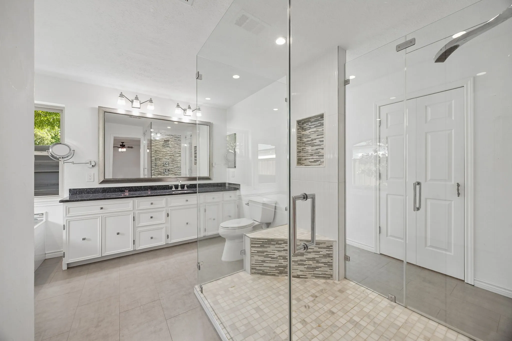 Single Family Residence For Sale in Dallas County , 6218 Stonehill Drive, Dallas, Texas 75254, 4 Bedroom, 4 Bathroom, 3 Garage spaces, 4,310 Sqft, built in 1973, mls#21204828, Real Estate Agent in Dallas, Homes For Sale in Dallas county, Homes For Sale in Dallas, Realtor in Dallas Texas, Real Estate Brokerage Independent Realty Texas, Luminita Cordes Realtor