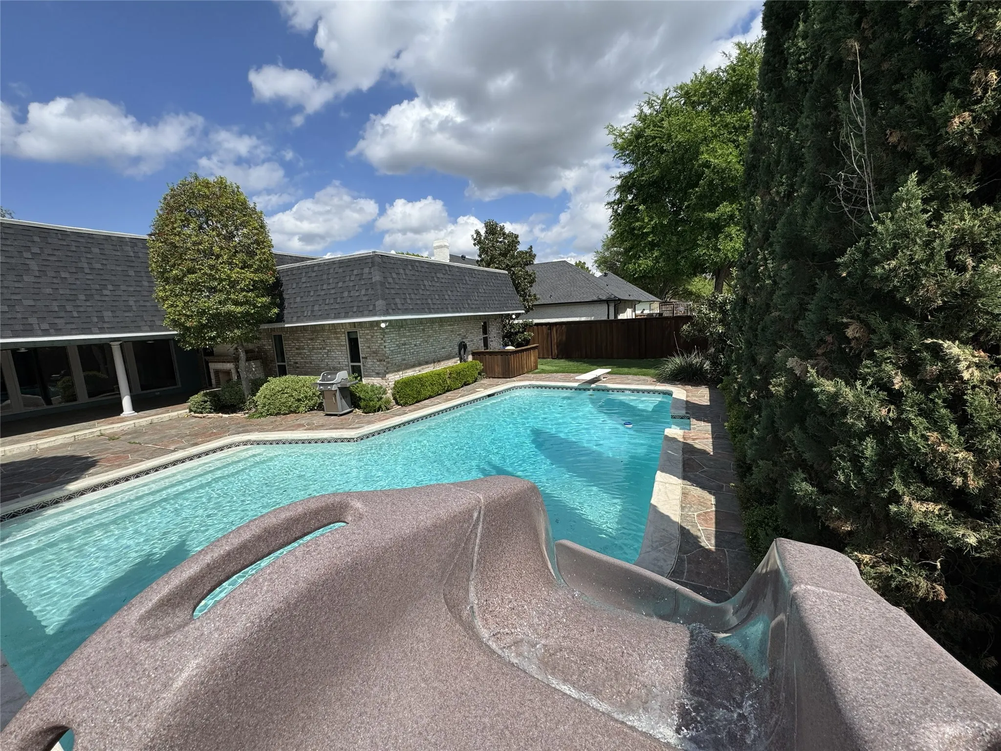 Single Family Residence For Sale in Dallas County , 6218 Stonehill Drive, Dallas, Texas 75254, 4 Bedroom, 4 Bathroom, 3 Garage spaces, 4,310 Sqft, built in 1973, mls#21204828, Real Estate Agent in Dallas, Homes For Sale in Dallas county, Homes For Sale in Dallas, Realtor in Dallas Texas, Real Estate Brokerage Independent Realty Texas, Luminita Cordes Realtor