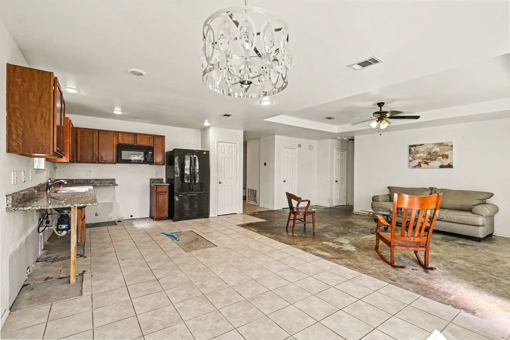 Single Family Residence For Sale in Tarrant County , 2328 Canchim Street, Fort Worth, Texas 76131, 3 Bedroom, 2 Bathroom, 2 Garage spaces, 1,621 Sqft, built in 2011, Preowned, mls#21206528, Real Estate Agent in Fort Worth, Homes For Sale in Tarrant county, Homes For Sale in Fort Worth, Realtor in Fort Worth Texas, Real Estate Brokerage Independent Realty Texas, Luminita Cordes Realtor