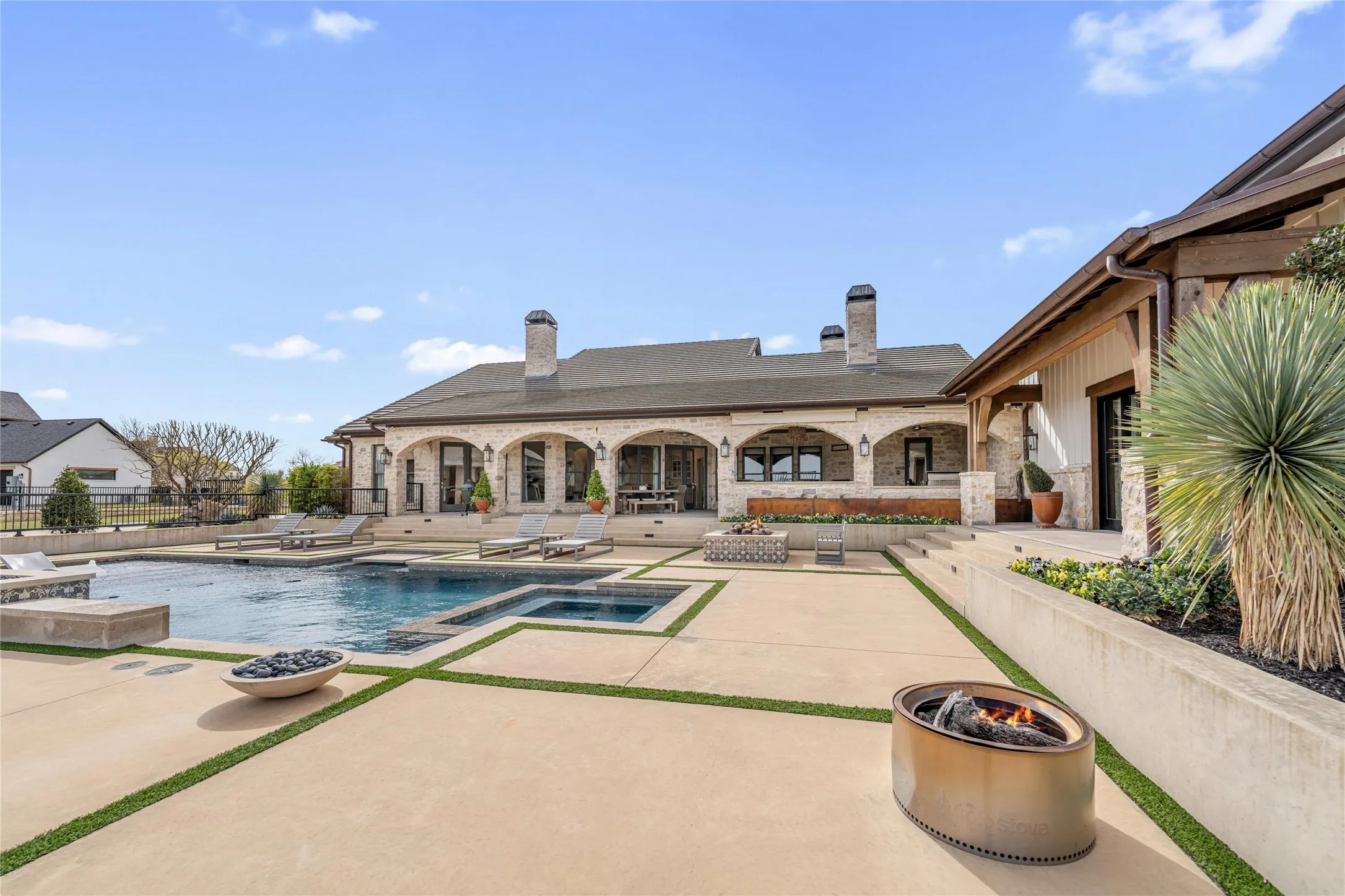 Single Family Residence For Sale in Parker County , 223 Angelina Drive, Aledo, Texas 76008, 4 Bedroom, 6 Bathroom, 3 Garage spaces, 5,032 Sqft, built in 2015, Preowned, Price $2,750,000, mls#21196708, Real Estate Agent in Aledo, Homes For Sale in Parker county, Homes For Sale in Aledo, Realtor in Aledo Texas, Real Estate Brokerage Independent Realty Texas, Luminita Cordes Realtor