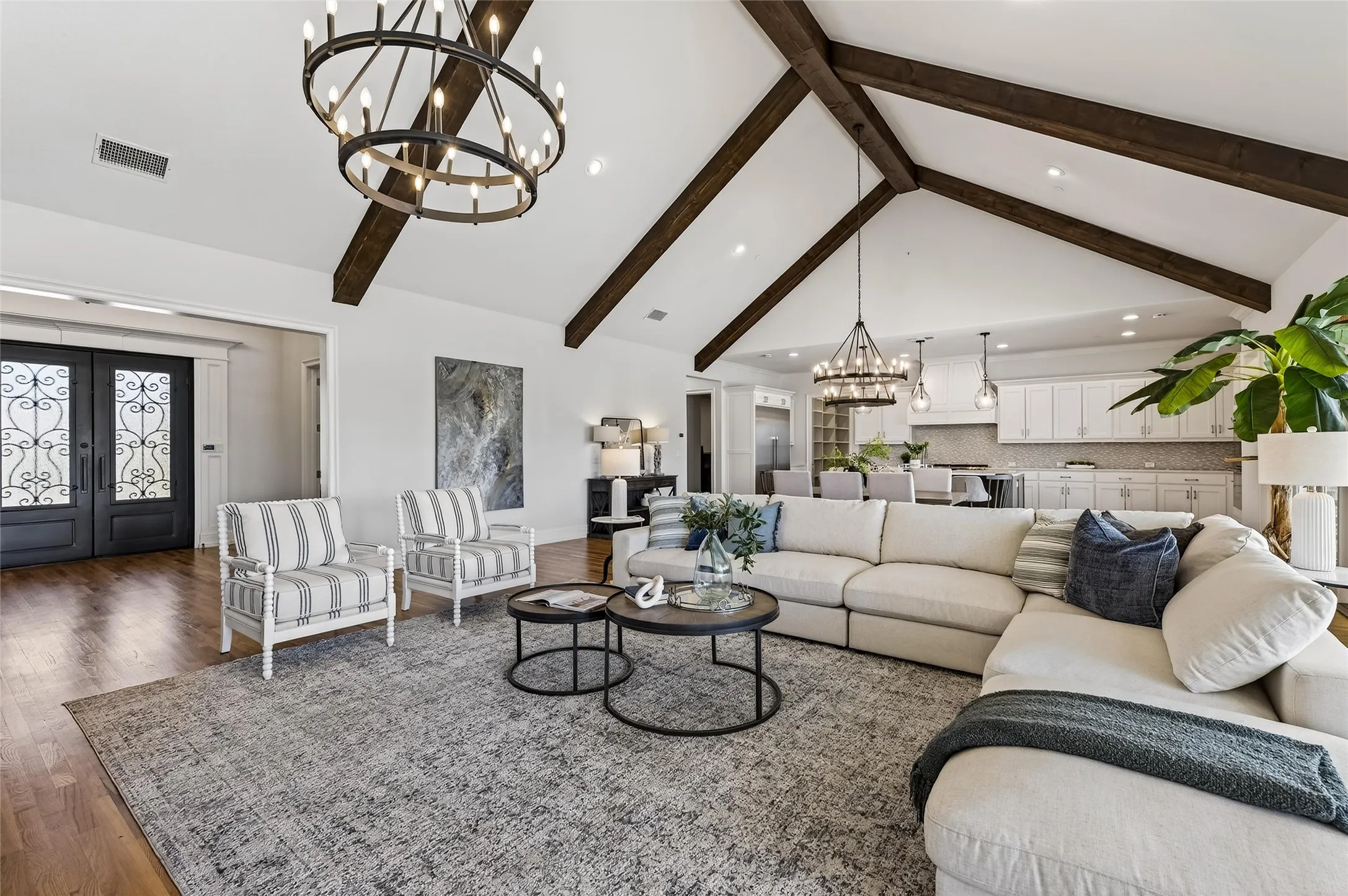 Single Family Residence For Sale in Collin County , 658 Louise Drive, Fairview, Texas 75069, 4 Bedroom, 5 Bathroom, 2 Garage spaces, 4,926 Sqft, built in 2021, Preowned, mls#21197148, Real Estate Agent in Fairview, Homes For Sale in Collin county, Homes For Sale in Fairview, Realtor in Fairview Texas, Real Estate Brokerage Independent Realty Texas, Luminita Cordes Realtor