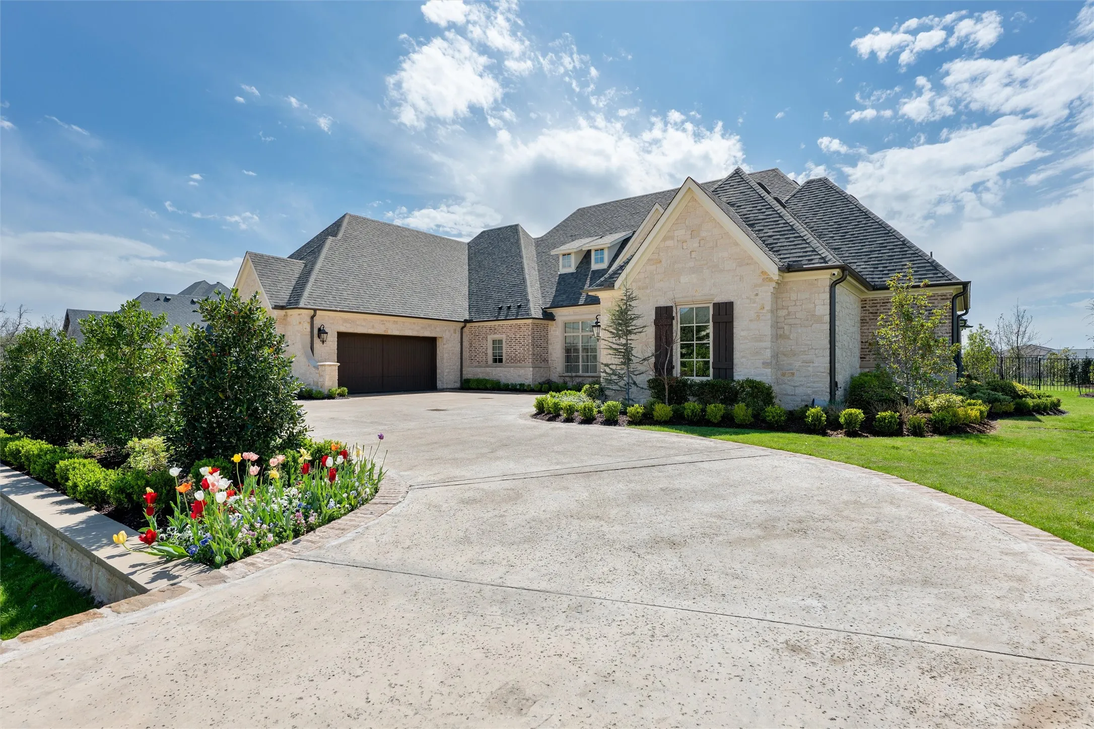 Single Family Residence For Sale in Collin County , 658 Louise Drive, Fairview, Texas 75069, 4 Bedroom, 5 Bathroom, 2 Garage spaces, 4,926 Sqft, built in 2021, Preowned, mls#21197148, Real Estate Agent in Fairview, Homes For Sale in Collin county, Homes For Sale in Fairview, Realtor in Fairview Texas, Real Estate Brokerage Independent Realty Texas, Luminita Cordes Realtor