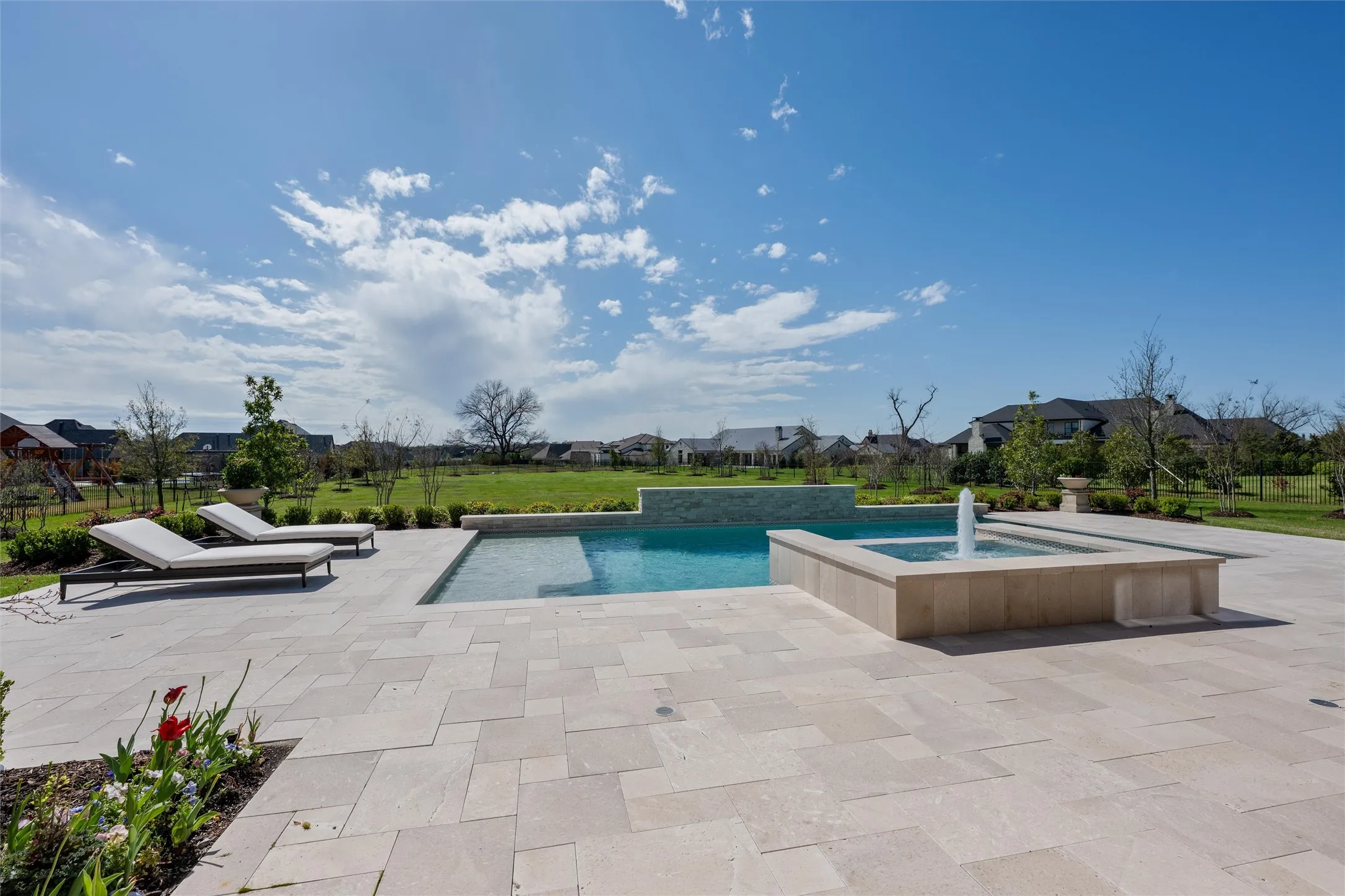 Single Family Residence For Sale in Collin County , 658 Louise Drive, Fairview, Texas 75069, 4 Bedroom, 5 Bathroom, 2 Garage spaces, 4,926 Sqft, built in 2021, Preowned, mls#21197148, Real Estate Agent in Fairview, Homes For Sale in Collin county, Homes For Sale in Fairview, Realtor in Fairview Texas, Real Estate Brokerage Independent Realty Texas, Luminita Cordes Realtor