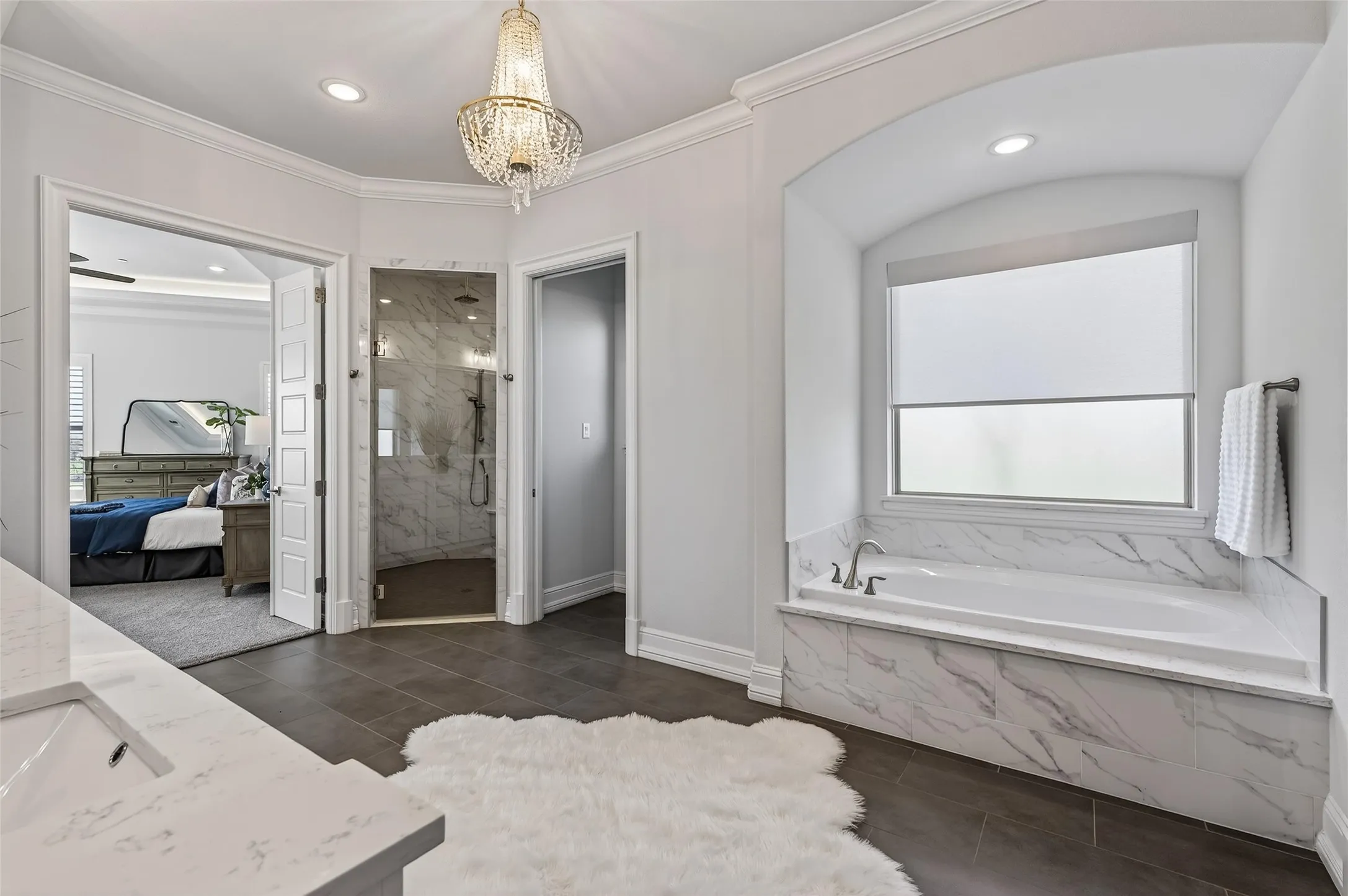 Single Family Residence For Sale in Collin County , 658 Louise Drive, Fairview, Texas 75069, 4 Bedroom, 5 Bathroom, 2 Garage spaces, 4,926 Sqft, built in 2021, Preowned, mls#21197148, Real Estate Agent in Fairview, Homes For Sale in Collin county, Homes For Sale in Fairview, Realtor in Fairview Texas, Real Estate Brokerage Independent Realty Texas, Luminita Cordes Realtor