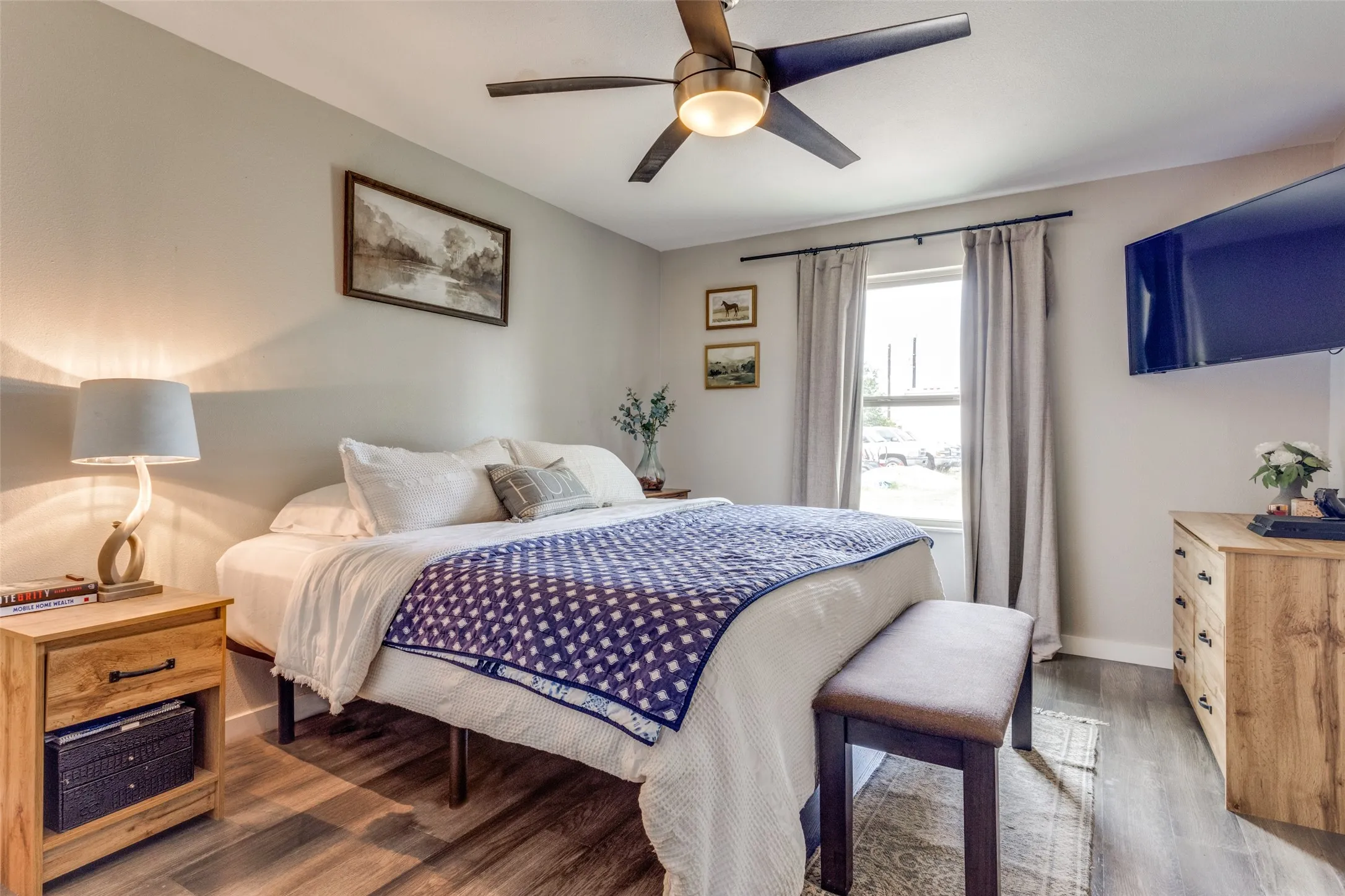 Single Family Residence For Sale in Cooke County , 6482 County Road 321, Valley View, Texas 76272, 3 Bedrooms, 3 Bathrooms, 2 Garage spaces, 1,565 Sqft, built in 1978, Preowned, Price $459,999, mls#21206430, Real Estate Agent in Valley View, Homes For Sale in Cooke county, Homes For Sale in Valley View, Realtor in Valley View Texas, Real Estate Brokerage Independent Realty Texas, Luminita Cordes Realtor