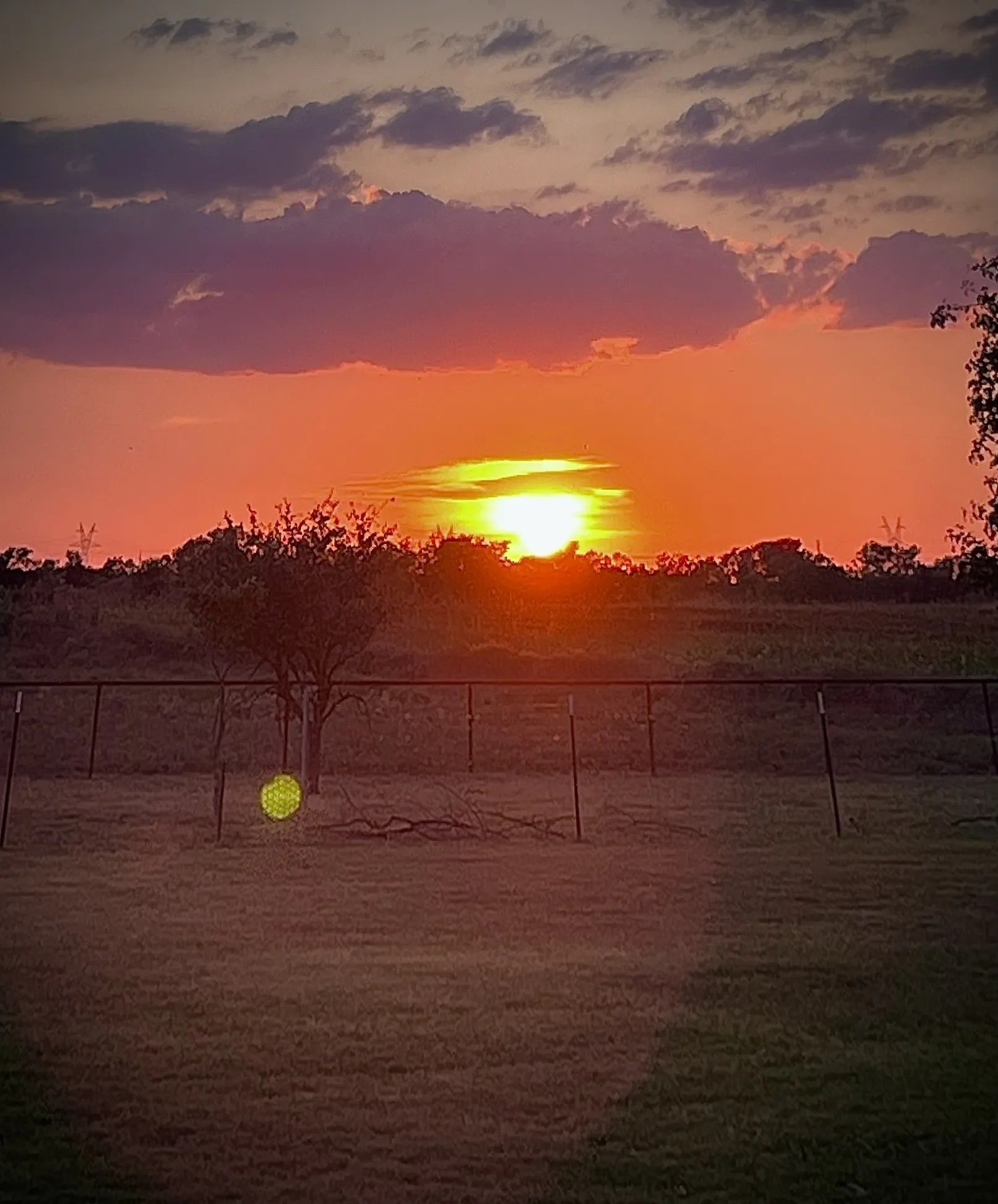 Single Family Residence For Sale in Cooke County , 6482 County Road 321, Valley View, Texas 76272, 3 Bedrooms, 3 Bathrooms, 2 Garage spaces, 1,565 Sqft, built in 1978, Preowned, Price $459,999, mls#21206430, Real Estate Agent in Valley View, Homes For Sale in Cooke county, Homes For Sale in Valley View, Realtor in Valley View Texas, Real Estate Brokerage Independent Realty Texas, Luminita Cordes Realtor