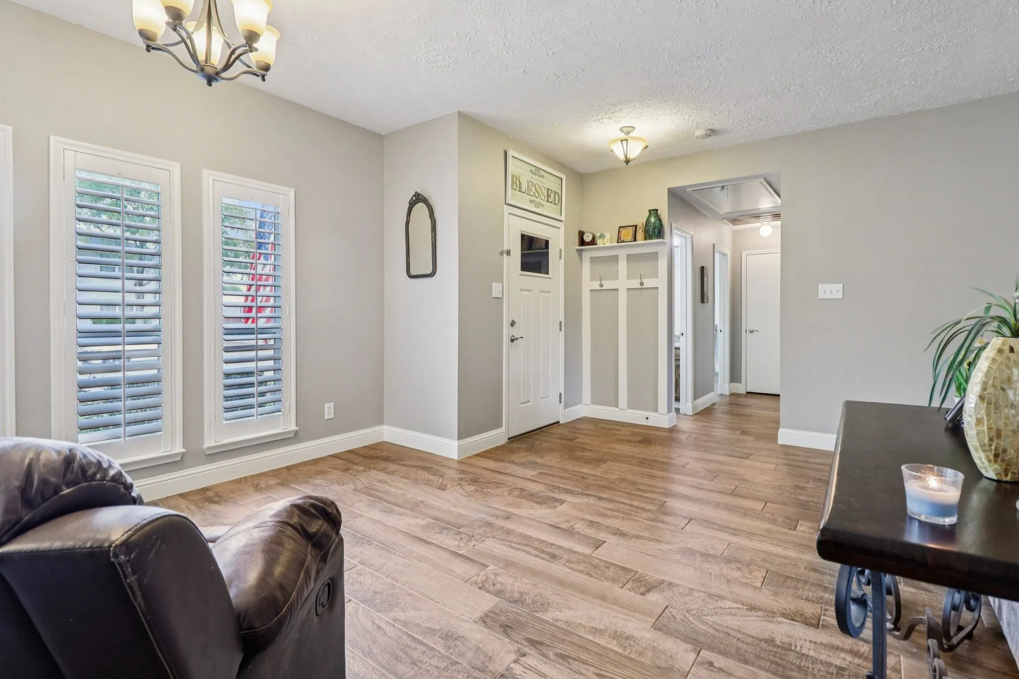Single Family Residence For Sale in Collin County , 1708 Solitude Court, Allen, Texas 75002, 3 Bedroom, 2 Bathroom, 2 Garage spaces, 1,749 Sqft, built in 2001, mls#21206648, Real Estate Agent in Allen, Homes For Sale in Collin county, Homes For Sale in Allen, Realtor in Allen Texas, Real Estate Brokerage Independent Realty Texas, Luminita Cordes Realtor