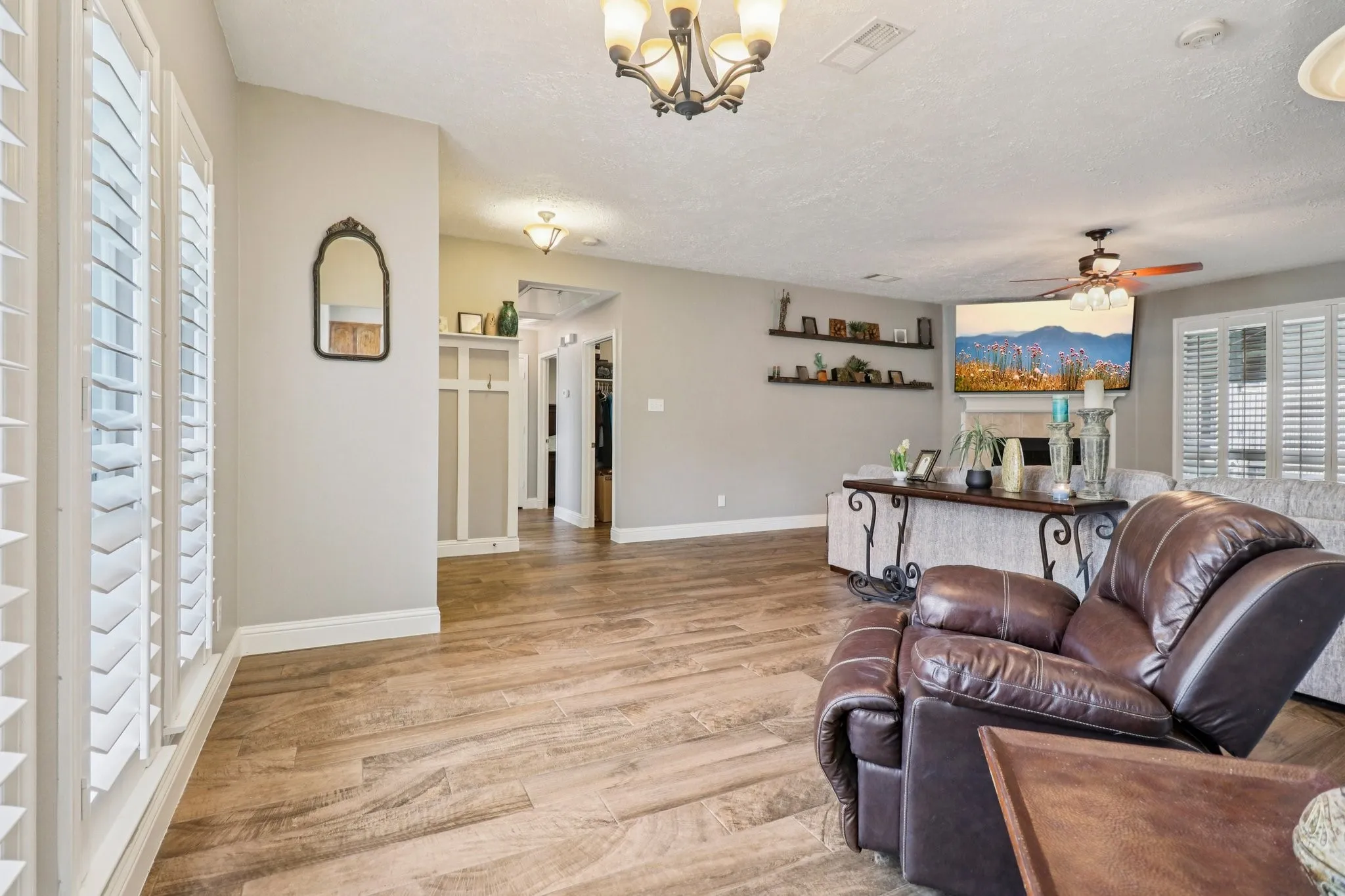 Single Family Residence For Sale in Collin County , 1708 Solitude Court, Allen, Texas 75002, 3 Bedroom, 2 Bathroom, 2 Garage spaces, 1,749 Sqft, built in 2001, mls#21206648, Real Estate Agent in Allen, Homes For Sale in Collin county, Homes For Sale in Allen, Realtor in Allen Texas, Real Estate Brokerage Independent Realty Texas, Luminita Cordes Realtor