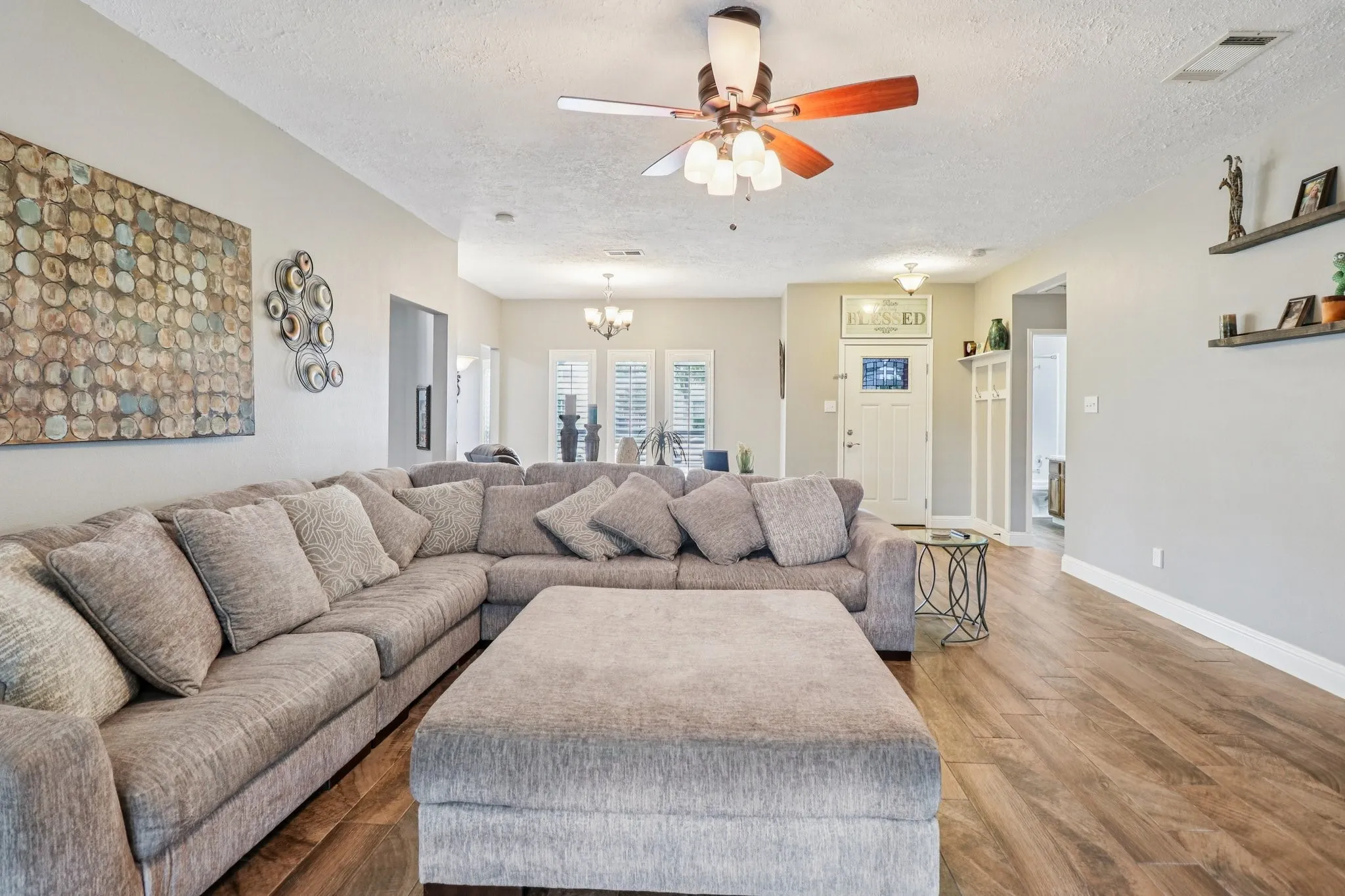 Single Family Residence For Sale in Collin County , 1708 Solitude Court, Allen, Texas 75002, 3 Bedroom, 2 Bathroom, 2 Garage spaces, 1,749 Sqft, built in 2001, mls#21206648, Real Estate Agent in Allen, Homes For Sale in Collin county, Homes For Sale in Allen, Realtor in Allen Texas, Real Estate Brokerage Independent Realty Texas, Luminita Cordes Realtor