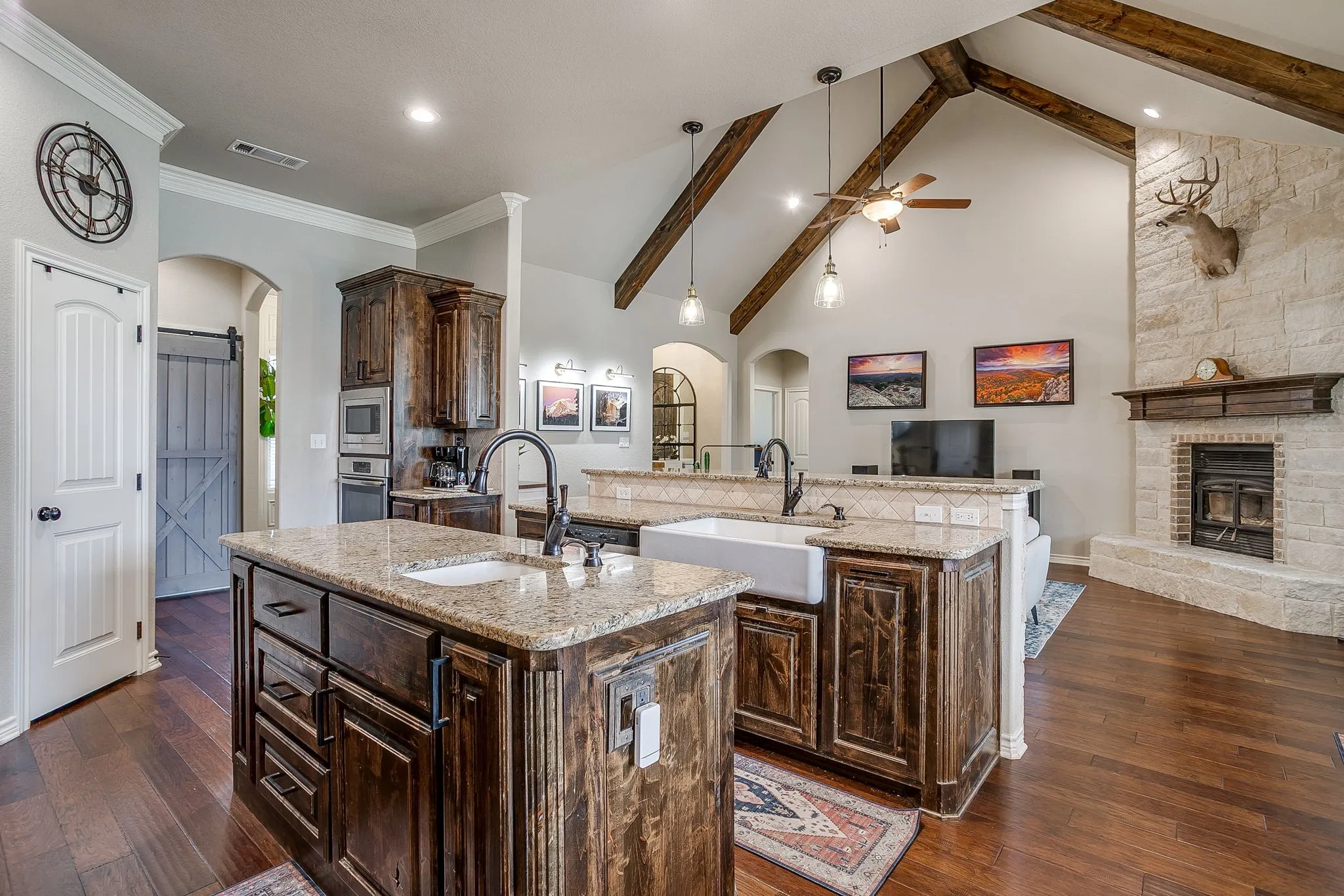 Farm For Sale in Parker County , 1615 Sanger Drive, Springtown, Texas 76082, 3 Bedroom, 2 Bathroom, 3 Garage spaces, 2,050 Sqft, built in 2016, Preowned, mls#21206297, Real Estate Agent in Springtown, Homes For Sale in Parker county, Homes For Sale in Springtown, Realtor in Springtown Texas, Real Estate Brokerage Independent Realty Texas, Luminita Cordes Realtor