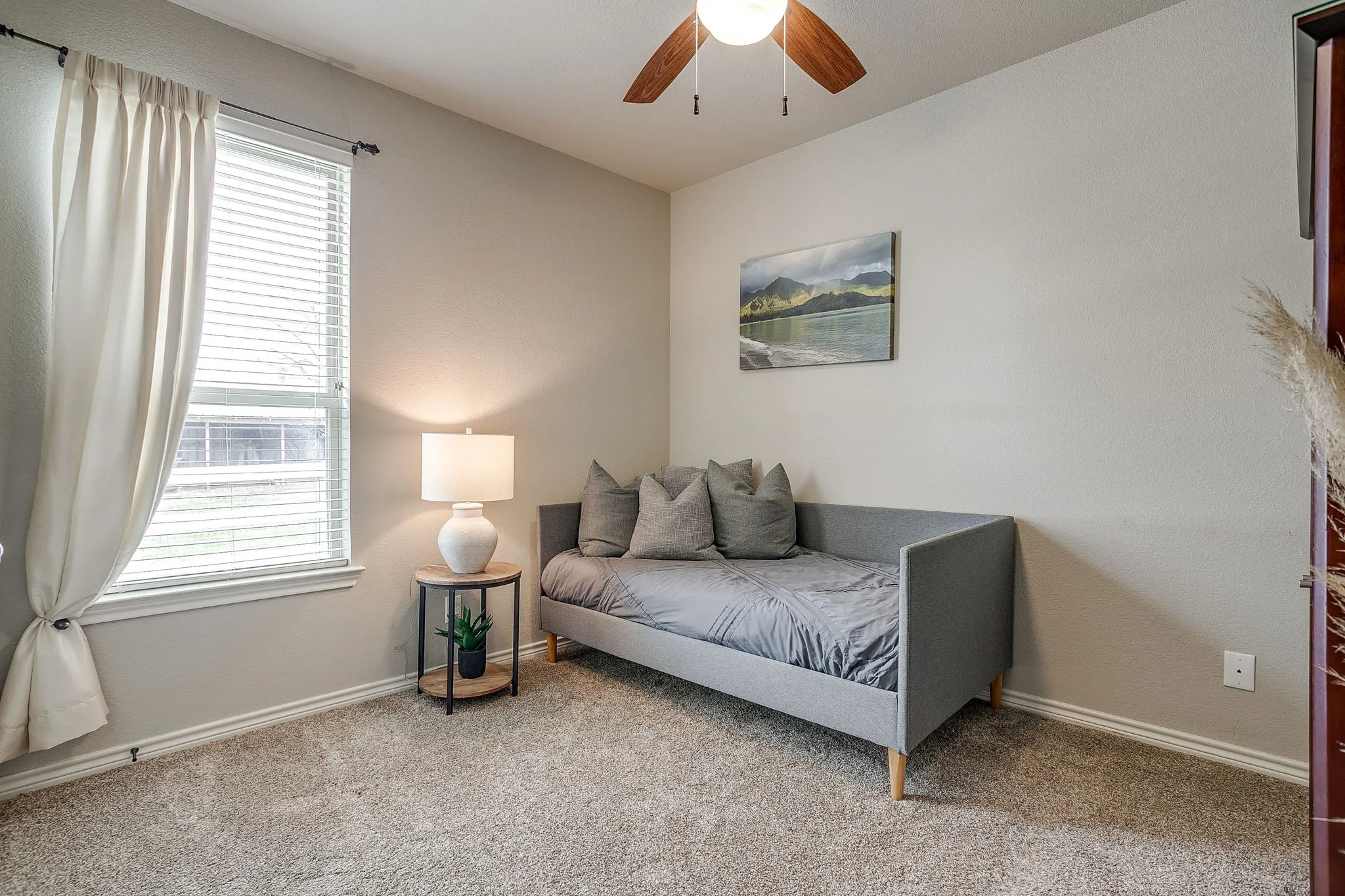 Farm For Sale in Parker County , 1615 Sanger Drive, Springtown, Texas 76082, 3 Bedroom, 2 Bathroom, 3 Garage spaces, 2,050 Sqft, built in 2016, Preowned, mls#21206297, Real Estate Agent in Springtown, Homes For Sale in Parker county, Homes For Sale in Springtown, Realtor in Springtown Texas, Real Estate Brokerage Independent Realty Texas, Luminita Cordes Realtor