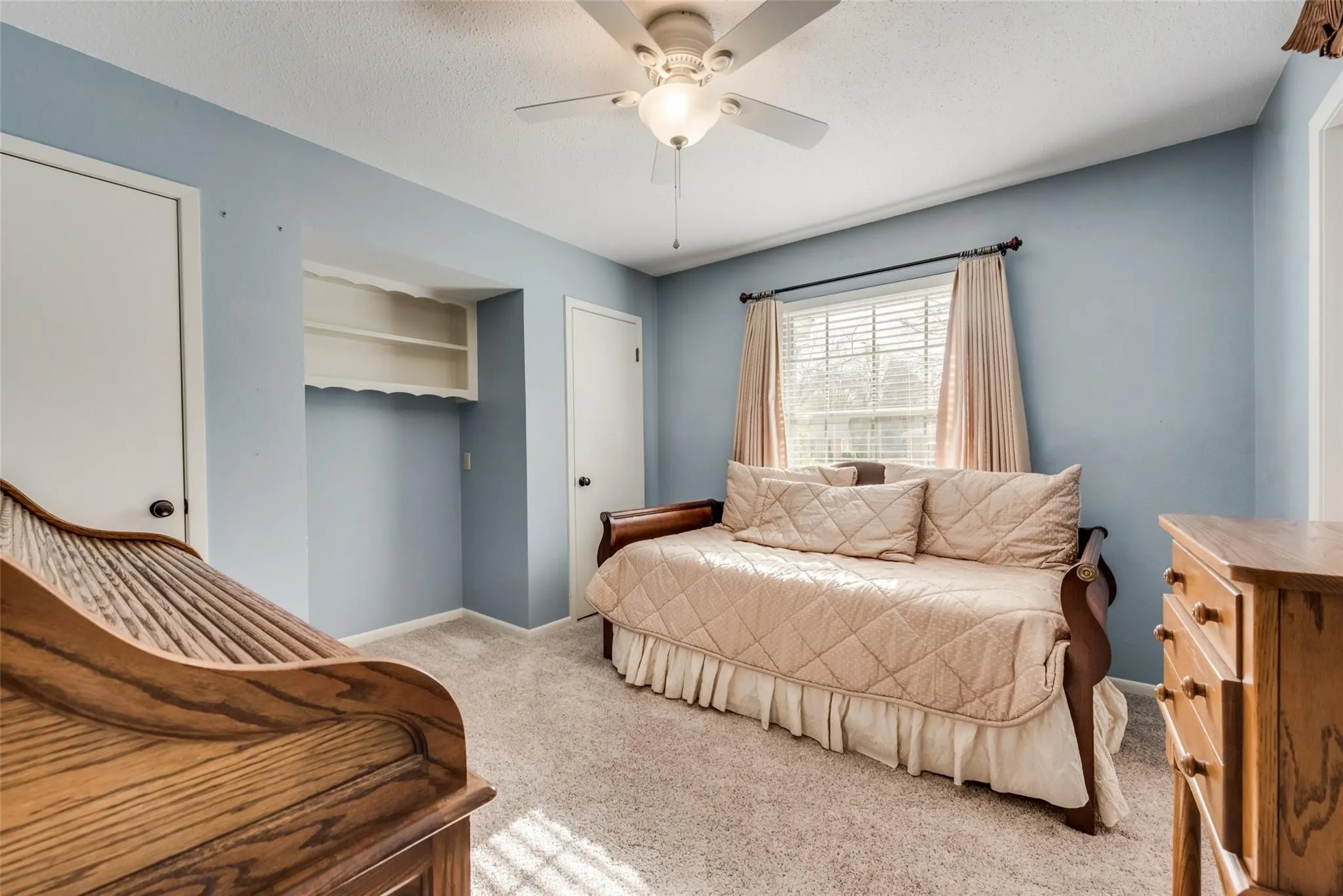 Single Family Residence For Sale in Navarro County , 1821 Dartmouth Lane, Corsicana, Texas 75110, 4 Bedroom, 3 Bathroom, 2 Garage spaces, 2,568 Sqft, built in 1970, mls#21206568, Real Estate Agent in Corsicana, Homes For Sale in Navarro county, Homes For Sale in Corsicana, Realtor in Corsicana Texas, Real Estate Brokerage Independent Realty Texas, Luminita Cordes Realtor
