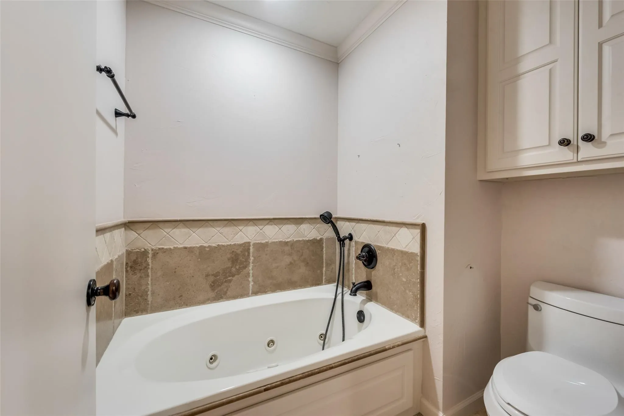 Single Family Residence For Sale in Navarro County , 1821 Dartmouth Lane, Corsicana, Texas 75110, 4 Bedroom, 3 Bathroom, 2 Garage spaces, 2,568 Sqft, built in 1970, mls#21206568, Real Estate Agent in Corsicana, Homes For Sale in Navarro county, Homes For Sale in Corsicana, Realtor in Corsicana Texas, Real Estate Brokerage Independent Realty Texas, Luminita Cordes Realtor