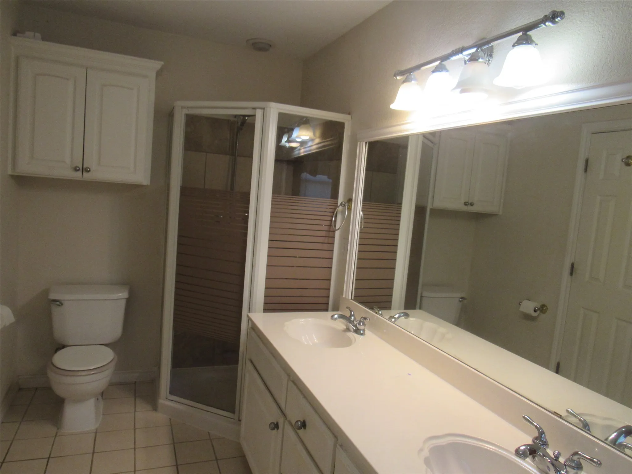 Single Family Residence For Sale in Grayson County , 4019 E Fm 120, Denison, Texas 75021, 3 Bedroom, 2 Bathroom, 5 Garage spaces, 1,621 Sqft, built in 1999, Preowned, mls#21206194, Real Estate Agent in Denison, Homes For Sale in Grayson county, Homes For Sale in Denison, Realtor in Denison Texas, Real Estate Brokerage Independent Realty Texas, Luminita Cordes Realtor