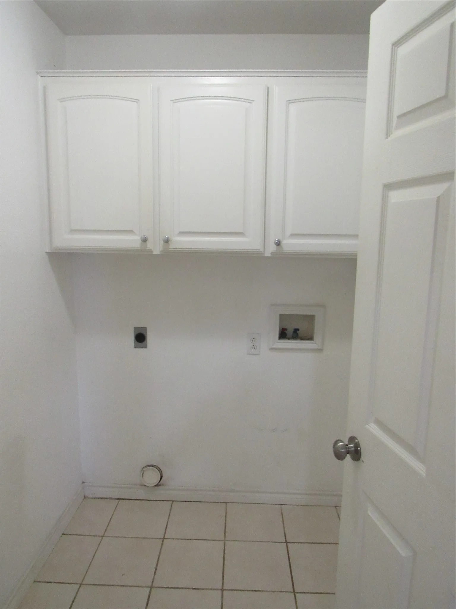 Single Family Residence For Sale in Grayson County , 4019 E Fm 120, Denison, Texas 75021, 3 Bedroom, 2 Bathroom, 5 Garage spaces, 1,621 Sqft, built in 1999, Preowned, mls#21206194, Real Estate Agent in Denison, Homes For Sale in Grayson county, Homes For Sale in Denison, Realtor in Denison Texas, Real Estate Brokerage Independent Realty Texas, Luminita Cordes Realtor