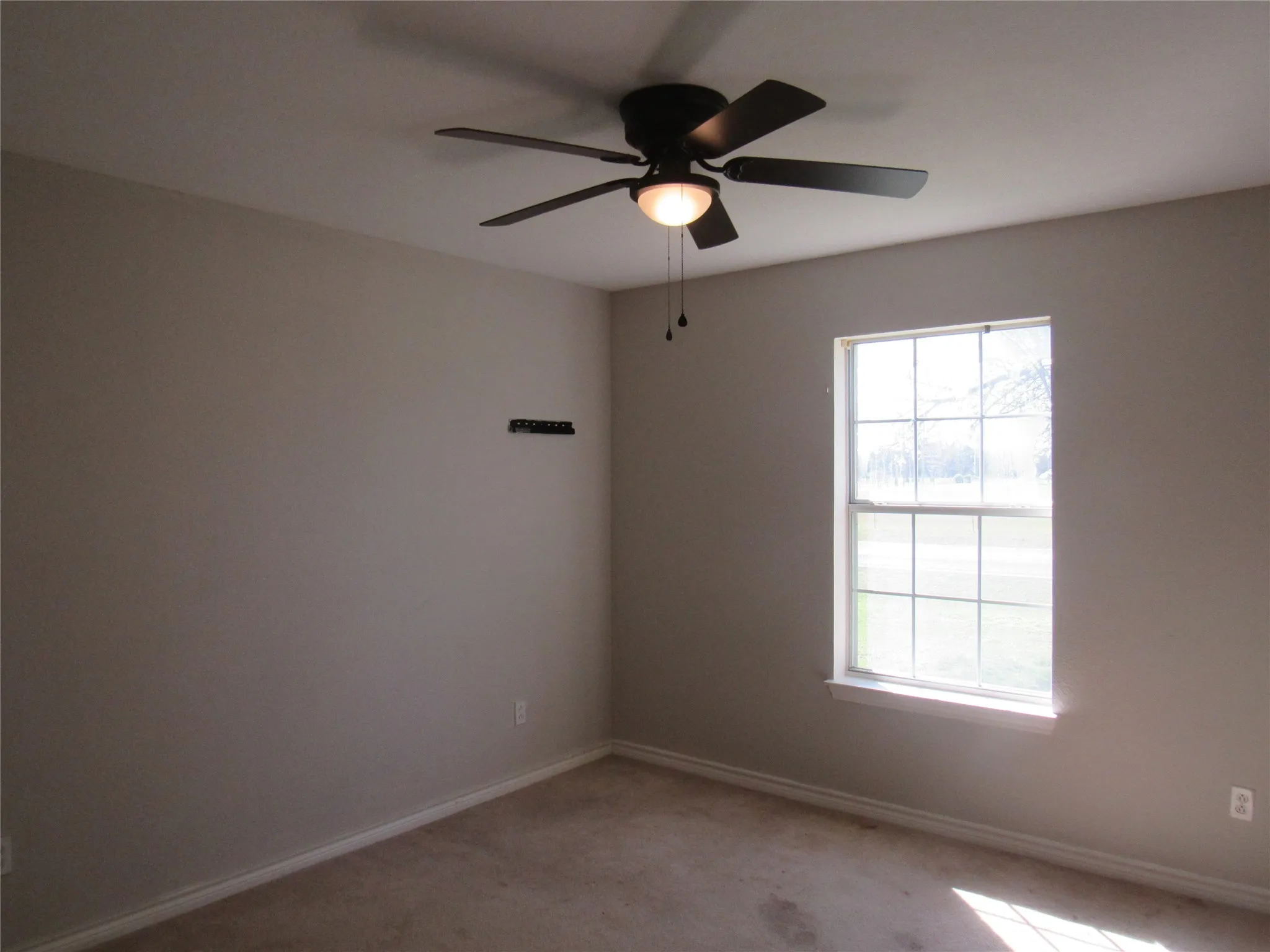 Single Family Residence For Sale in Grayson County , 4019 E Fm 120, Denison, Texas 75021, 3 Bedroom, 2 Bathroom, 5 Garage spaces, 1,621 Sqft, built in 1999, Preowned, mls#21206194, Real Estate Agent in Denison, Homes For Sale in Grayson county, Homes For Sale in Denison, Realtor in Denison Texas, Real Estate Brokerage Independent Realty Texas, Luminita Cordes Realtor