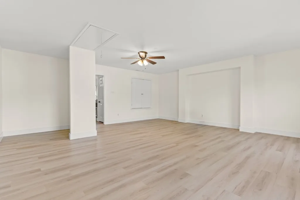 Single Family Residence For Sale in Gregg County , 804 Alta Street, Longview, Texas 75604, 3 Bedroom, 2 Bathroom, Garage spaces, 1,346 Sqft, built in 1997, mls#21205814, Real Estate Agent in Longview, Homes For Sale in Gregg county, Homes For Sale in Longview, Realtor in Longview Texas, Real Estate Brokerage Independent Realty Texas, Luminita Cordes Realtor