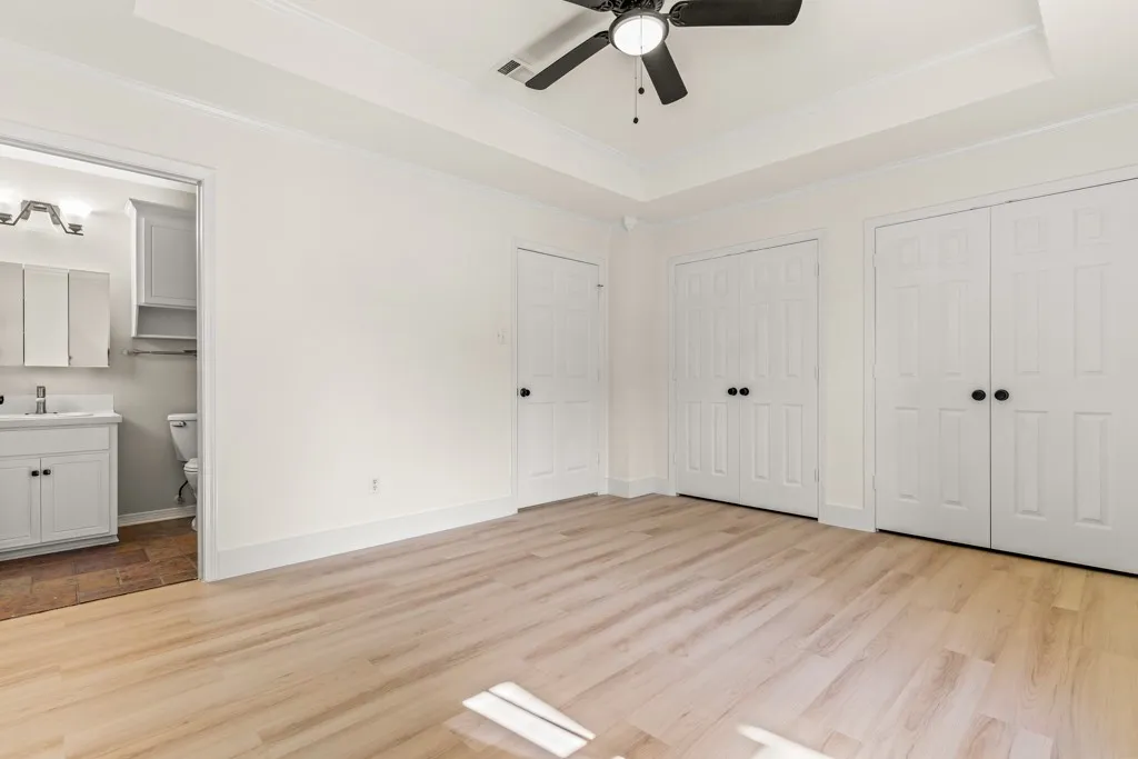 Single Family Residence For Sale in Gregg County , 804 Alta Street, Longview, Texas 75604, 3 Bedroom, 2 Bathroom, Garage spaces, 1,346 Sqft, built in 1997, mls#21205814, Real Estate Agent in Longview, Homes For Sale in Gregg county, Homes For Sale in Longview, Realtor in Longview Texas, Real Estate Brokerage Independent Realty Texas, Luminita Cordes Realtor