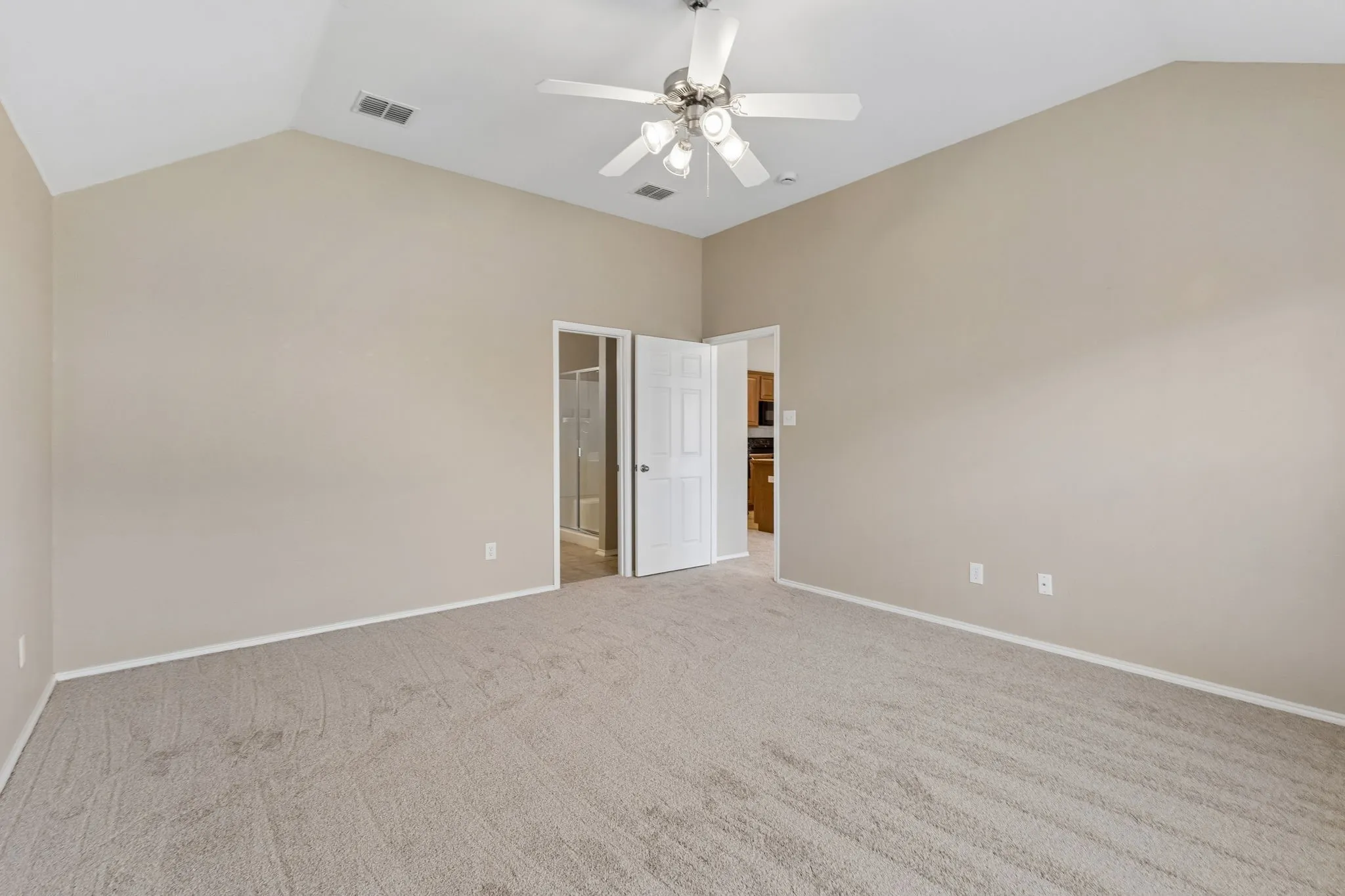 Single Family Residence For Sale in Collin County , 891 Austin Lane, Lavon, Texas 75166, 3 Bedroom, 2 Bathroom, 2 Garage spaces, 1,510 Sqft, built in 2006, mls#21198780, Real Estate Agent in Lavon, Homes For Sale in Collin county, Homes For Sale in Lavon, Realtor in Lavon Texas, Real Estate Brokerage Independent Realty Texas, Luminita Cordes Realtor