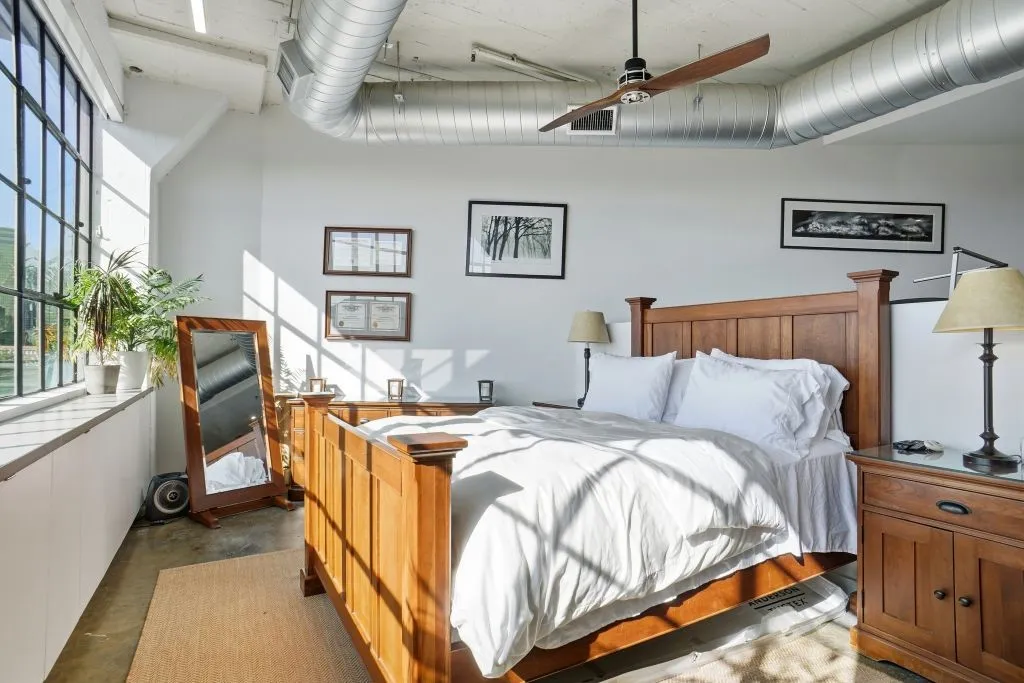 Condominium For Sale in Dallas County , 2220 Canton Street 407, Dallas, Texas 75201, 2 Bedroom, 3 Bathroom, 1 Garage spaces, 2,296 Sqft, built in 1925, Preowned, mls#21204843, Real Estate Agent in Dallas, Homes For Sale in Dallas county, Homes For Sale in Dallas, Realtor in Dallas Texas, Real Estate Brokerage Independent Realty Texas, Luminita Cordes Realtor