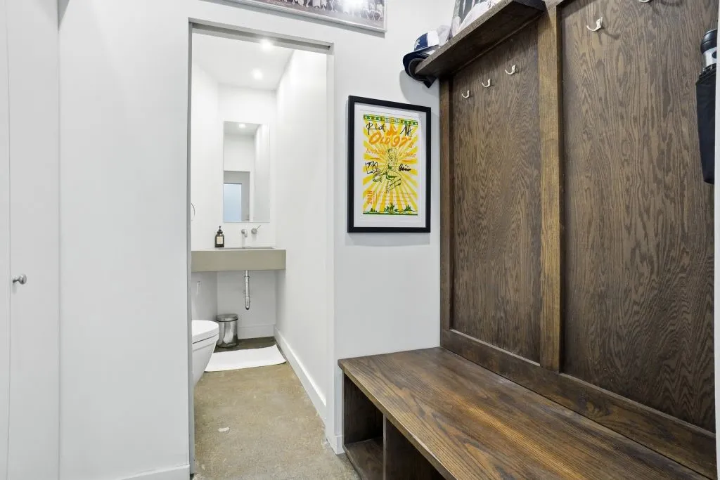 Condominium For Sale in Dallas County , 2220 Canton Street 407, Dallas, Texas 75201, 2 Bedroom, 3 Bathroom, 1 Garage spaces, 2,296 Sqft, built in 1925, Preowned, mls#21204843, Real Estate Agent in Dallas, Homes For Sale in Dallas county, Homes For Sale in Dallas, Realtor in Dallas Texas, Real Estate Brokerage Independent Realty Texas, Luminita Cordes Realtor
