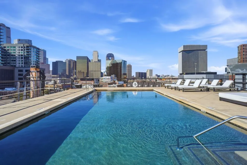 Condominium For Sale in Dallas County , 2220 Canton Street 407, Dallas, Texas 75201, 2 Bedroom, 3 Bathroom, 1 Garage spaces, 2,296 Sqft, built in 1925, Preowned, mls#21204843, Real Estate Agent in Dallas, Homes For Sale in Dallas county, Homes For Sale in Dallas, Realtor in Dallas Texas, Real Estate Brokerage Independent Realty Texas, Luminita Cordes Realtor
