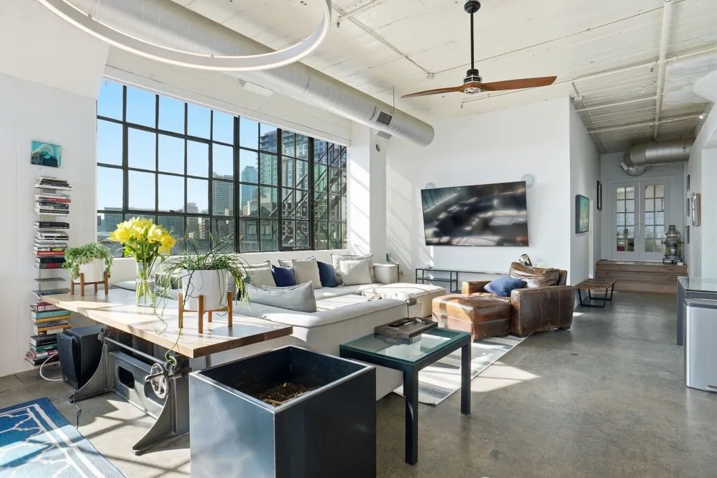 Condominium For Sale in Dallas County , 2220 Canton Street 407, Dallas, Texas 75201, 2 Bedroom, 3 Bathroom, 1 Garage spaces, 2,296 Sqft, built in 1925, Preowned, mls#21204843, Real Estate Agent in Dallas, Homes For Sale in Dallas county, Homes For Sale in Dallas, Realtor in Dallas Texas, Real Estate Brokerage Independent Realty Texas, Luminita Cordes Realtor