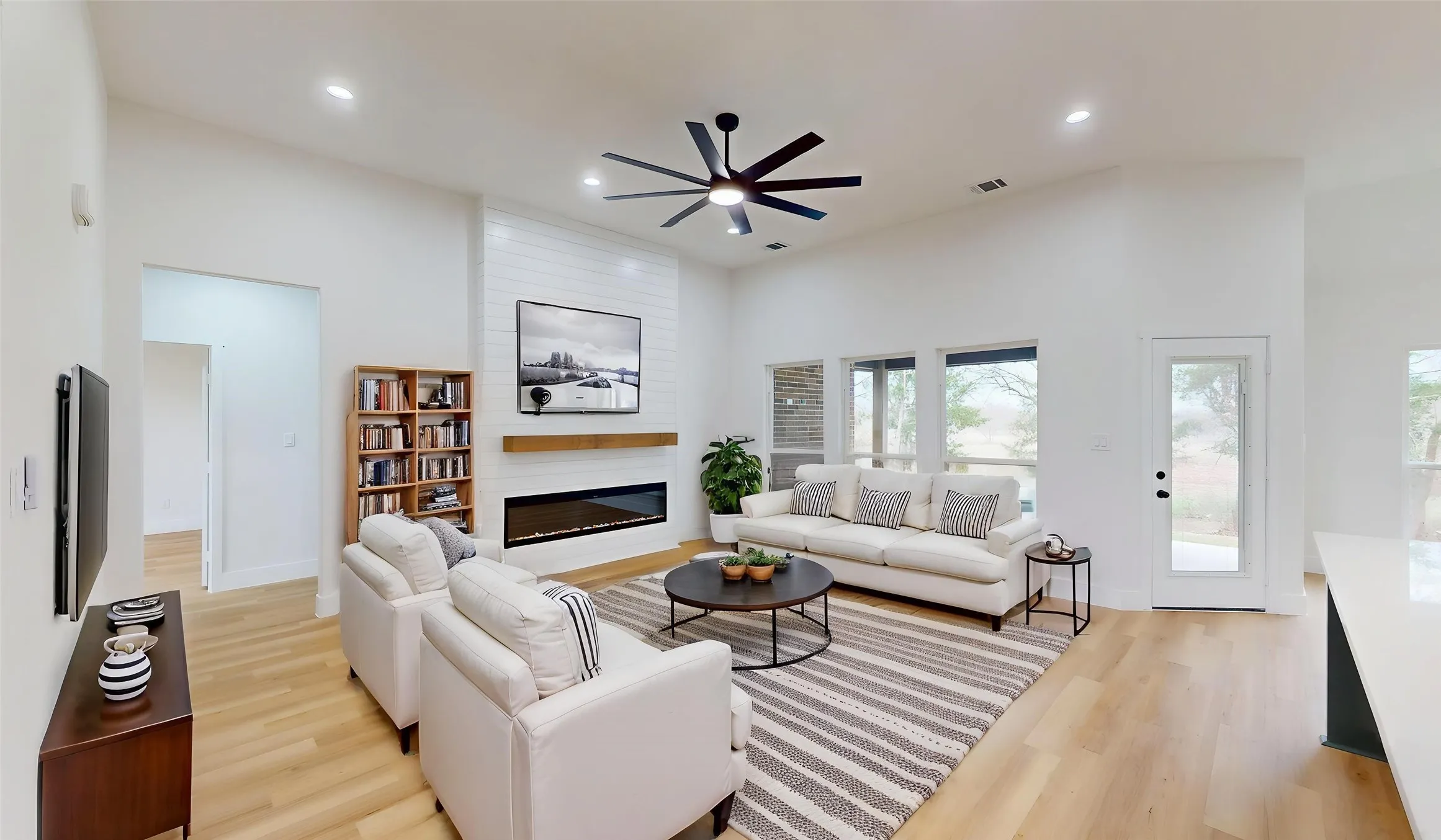 Single Family Residence For Sale in Hunt County , 956 County Road 4108, Greenville, Texas 75401, 4 Bedroom, 3 Bathroom, 2 Garage spaces, 2,304 Sqft, built in 2026, New Construction - Complete, mls#21206831, Real Estate Agent in Greenville, Homes For Sale in Hunt county, Homes For Sale in Greenville, Realtor in Greenville Texas, Real Estate Brokerage Independent Realty Texas, Luminita Cordes Realtor