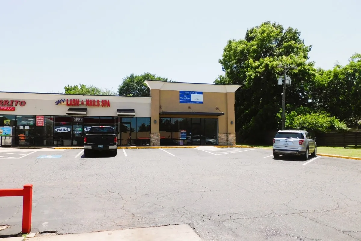 Retail For Rent in Grayson County , 101 FM 120, Pottsboro, Texas 75076, 0, 0, Garage spaces, 0 Sqft, built in 1986, Preowned, Price $1, mls#21206926, Real Estate Agent in Pottsboro, Homes For Rent in Grayson county, Homes For Rent in Pottsboro, Realtor in Pottsboro Texas, Real Estate Brokerage Independent Realty Texas, Luminita Cordes Realtor