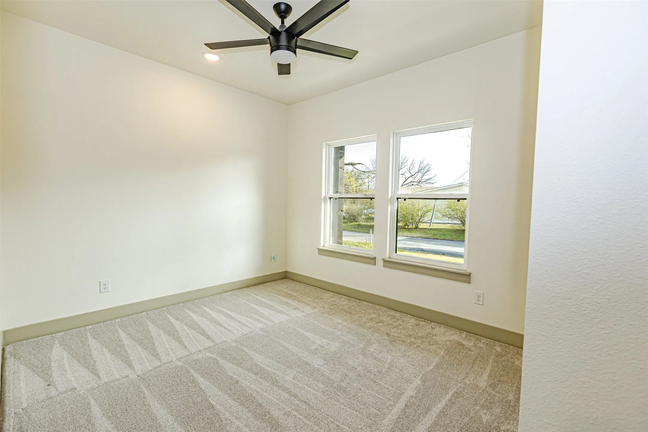 Single Family Residence For Sale in Johnson County , 201 Grandview Street, Cleburne, Texas 76031, 3 Bedroom, 2 Bathroom, 2 Garage spaces, 1,472 Sqft, built in 2026, mls#21206952, Real Estate Agent in Cleburne, Homes For Sale in Johnson county, Homes For Sale in Cleburne, Realtor in Cleburne Texas, Real Estate Brokerage Independent Realty Texas, Luminita Cordes Realtor
