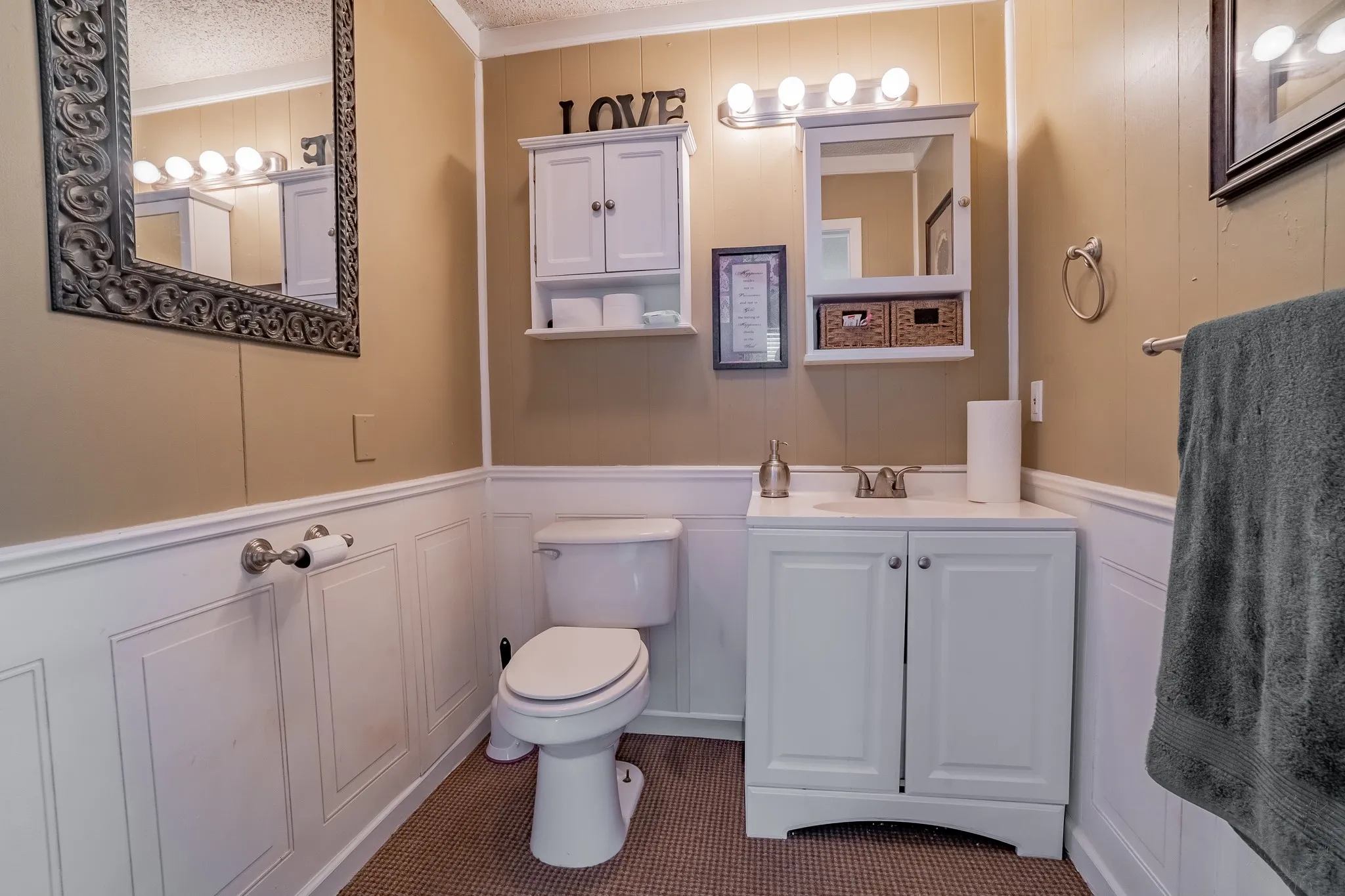 Office For Sale in Hood County , 301 Eastridge Road, Granbury, Texas 76049, 0, 0, Garage spaces, 0 Sqft, built in 1978, Preowned, mls#21201888, Real Estate Agent in Granbury, Homes For Sale in Hood county, Homes For Sale in Granbury, Realtor in Granbury Texas, Real Estate Brokerage Independent Realty Texas, Luminita Cordes Realtor