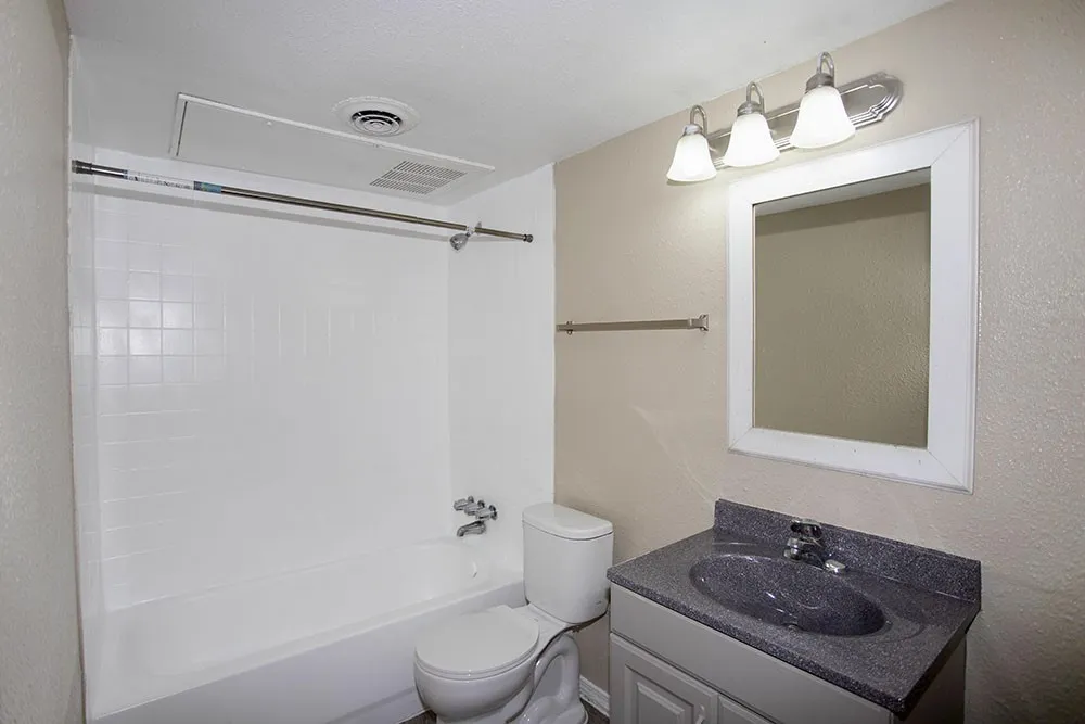 Apartment For Rent in Dallas County , 14208 Heritage Circle, Farmers Branch, Texas 75234, 1 Bedroom, 1 Bathroom, Garage spaces, 640 Sqft, built in 1963, Price $1,240, mls#21207146, Real Estate Agent in Farmers Branch, Homes For Rent in Dallas county, Homes For Rent in Farmers Branch, Realtor in Farmers Branch Texas, Real Estate Brokerage Independent Realty Texas, Luminita Cordes Realtor