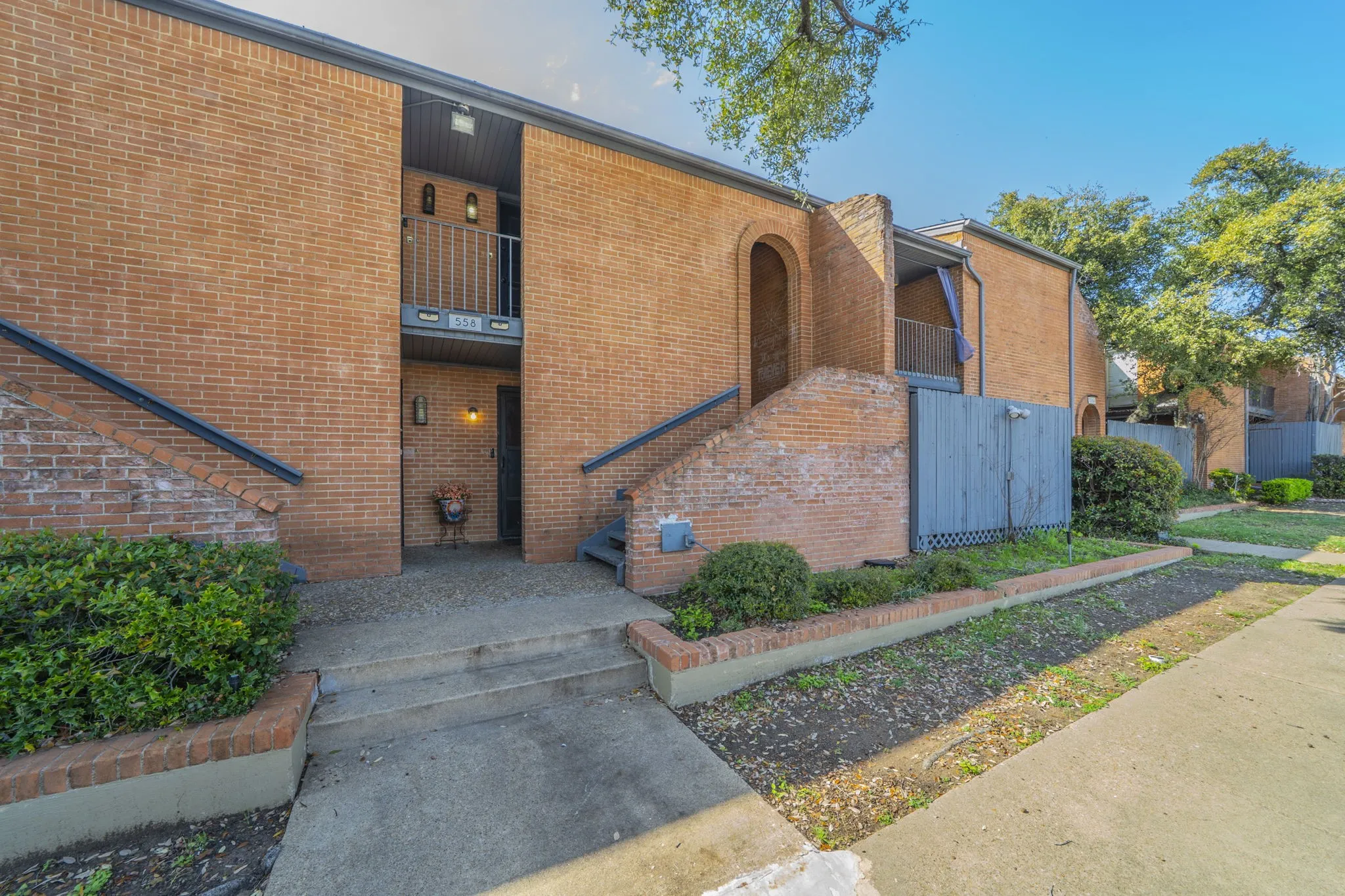 First floor, one level condo with private entrance.