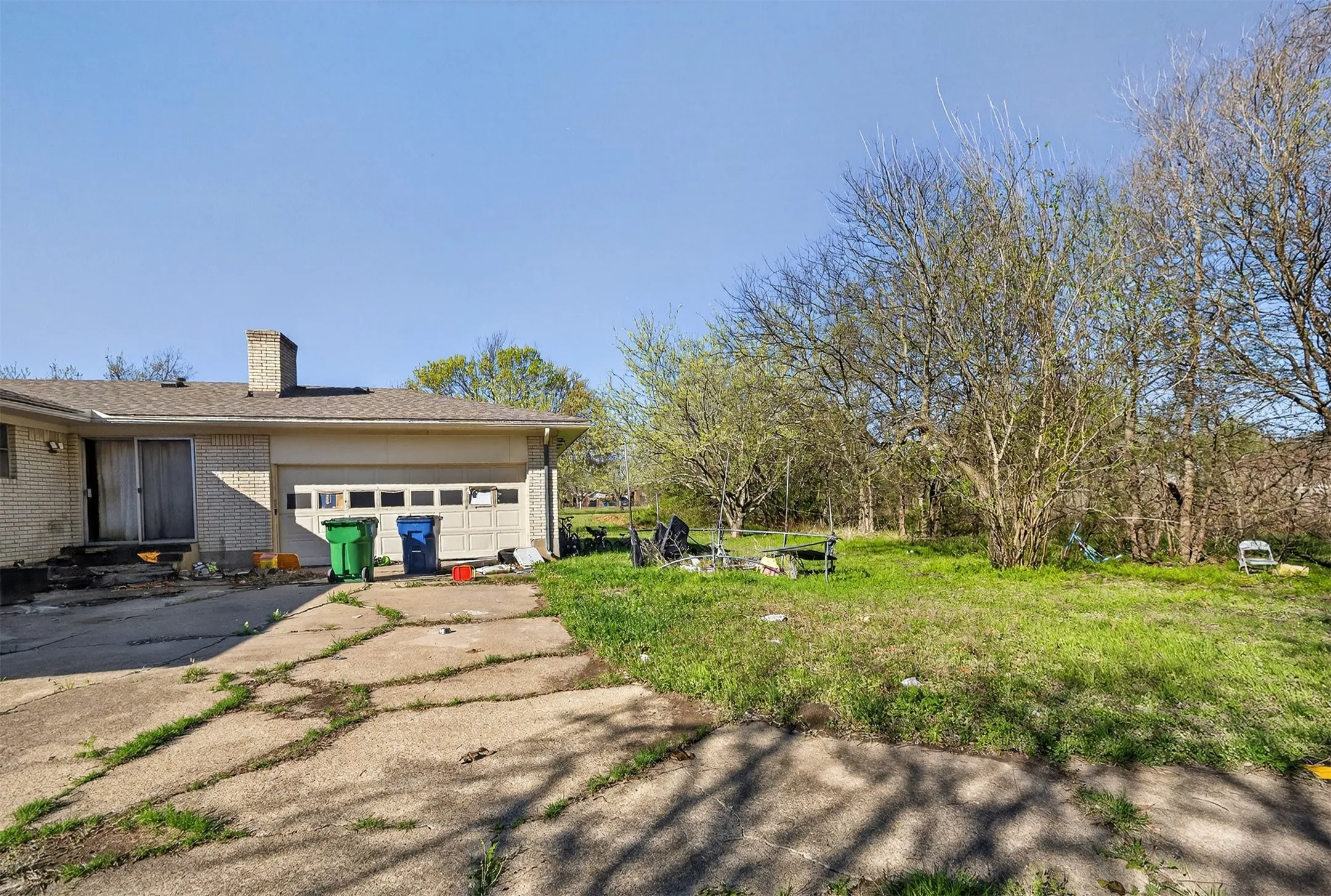 Unimproved Land For Sale in Ellis County , 525 Lake Park Avenue, Waxahachie, Texas 75165, 0, 0, Garage spaces, 0 Sqft, built in 1971, mls#21206790, Real Estate Agent in Waxahachie, Homes For Sale in Ellis county, Homes For Sale in Waxahachie, Realtor in Waxahachie Texas, Real Estate Brokerage Independent Realty Texas, Luminita Cordes Realtor