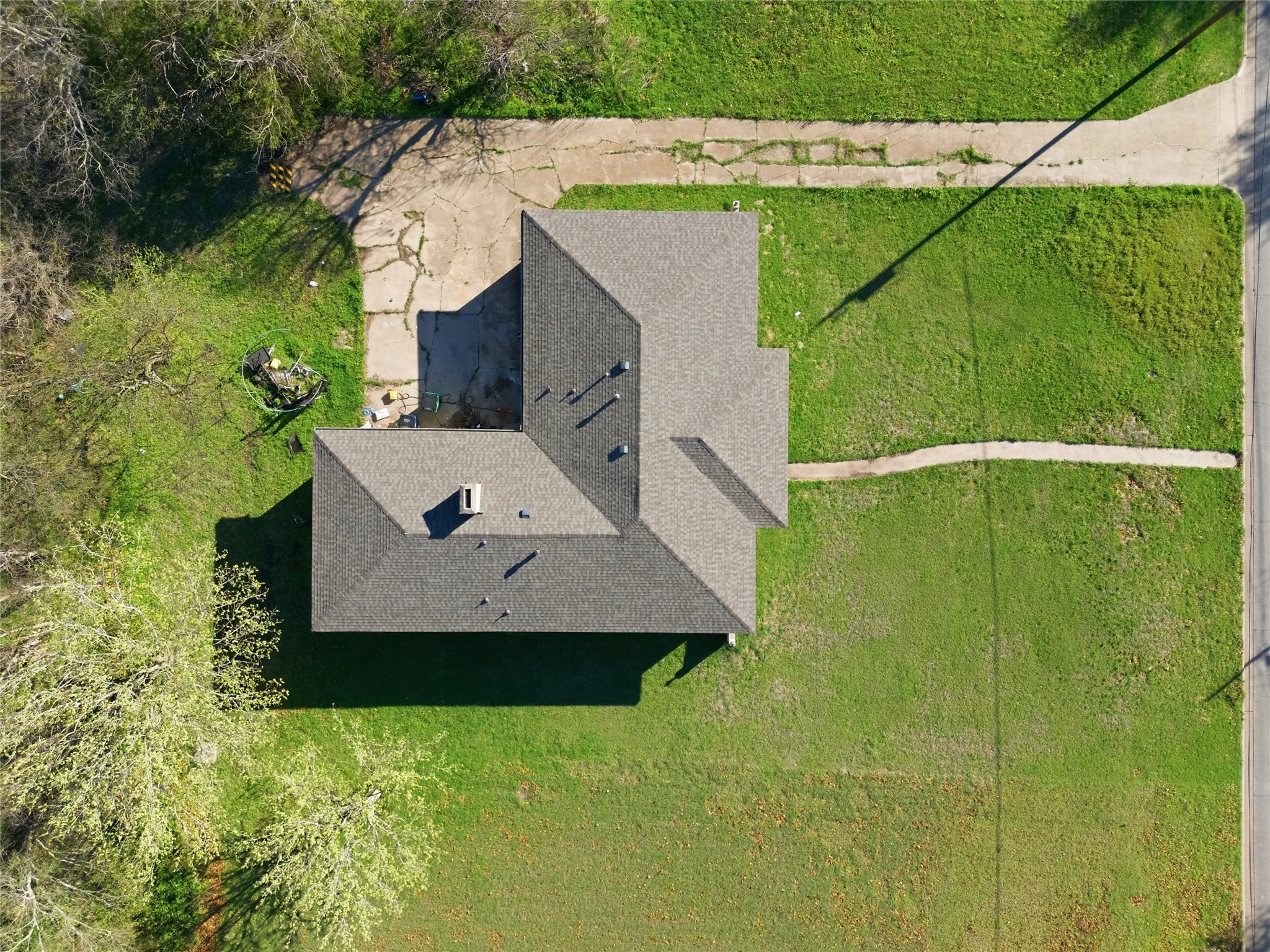 Unimproved Land For Sale in Ellis County , 525 Lake Park Avenue, Waxahachie, Texas 75165, 0, 0, Garage spaces, 0 Sqft, built in 1971, mls#21206790, Real Estate Agent in Waxahachie, Homes For Sale in Ellis county, Homes For Sale in Waxahachie, Realtor in Waxahachie Texas, Real Estate Brokerage Independent Realty Texas, Luminita Cordes Realtor