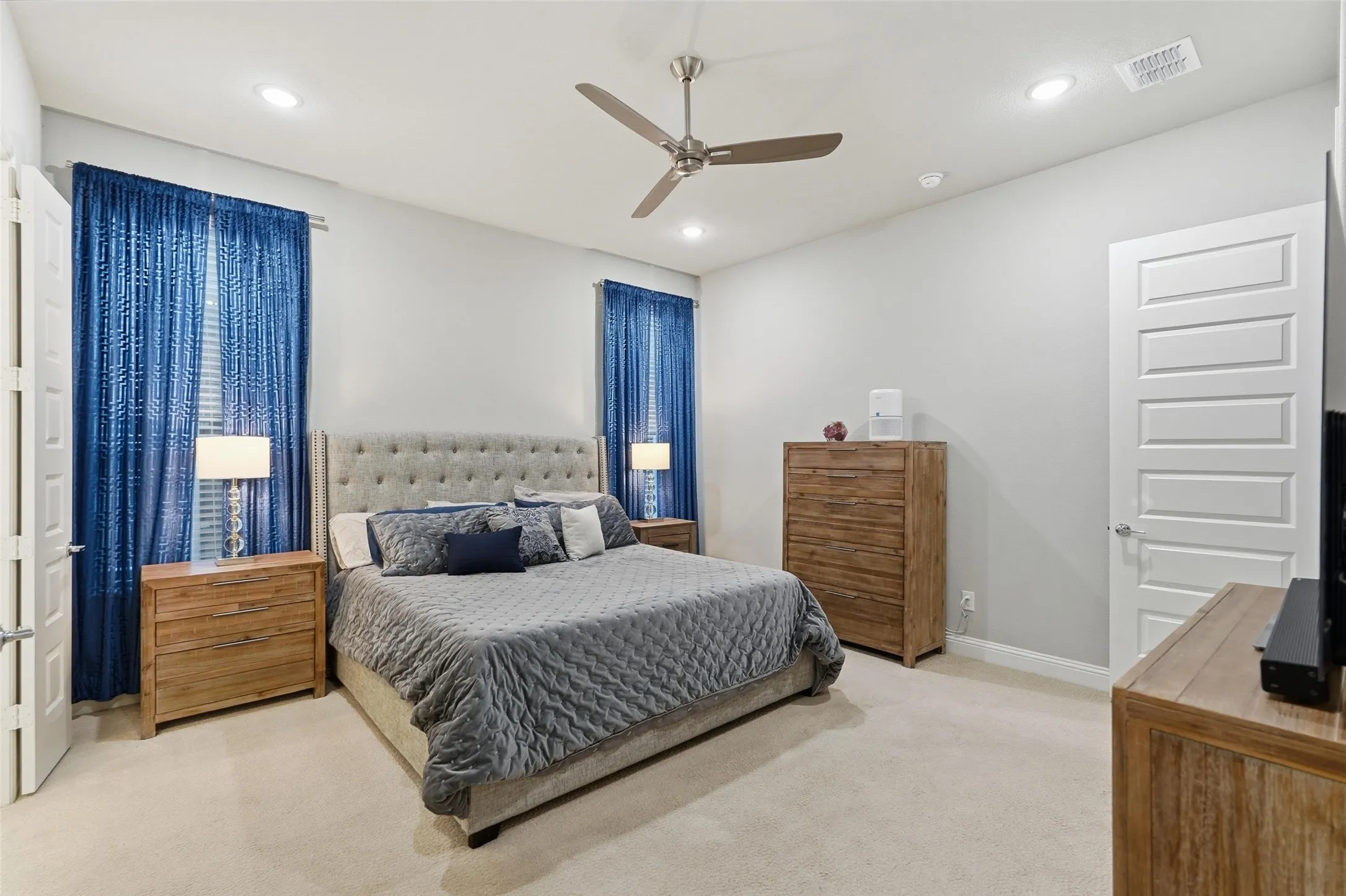 Single Family Residence For Sale in Collin County , 480 Caitlyn Way, Fairview, Texas 75069, 3 Bedrooms, 2 Bathrooms, 2 Garage spaces, 1,809 Sqft, built in 2021, Price $459,000, mls#21206067, Real Estate Agent in Fairview, Homes For Sale in Collin county, Homes For Sale in Fairview, Realtor in Fairview Texas, Real Estate Brokerage Independent Realty Texas, Luminita Cordes Realtor