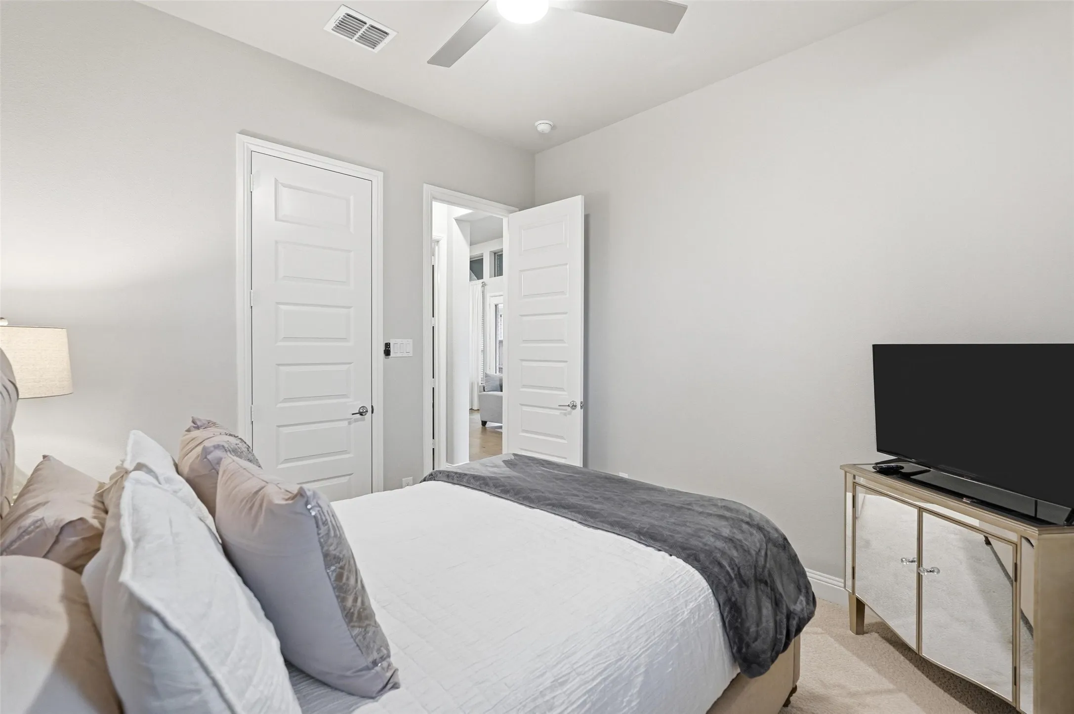 Single Family Residence For Sale in Collin County , 480 Caitlyn Way, Fairview, Texas 75069, 3 Bedrooms, 2 Bathrooms, 2 Garage spaces, 1,809 Sqft, built in 2021, Price $459,000, mls#21206067, Real Estate Agent in Fairview, Homes For Sale in Collin county, Homes For Sale in Fairview, Realtor in Fairview Texas, Real Estate Brokerage Independent Realty Texas, Luminita Cordes Realtor